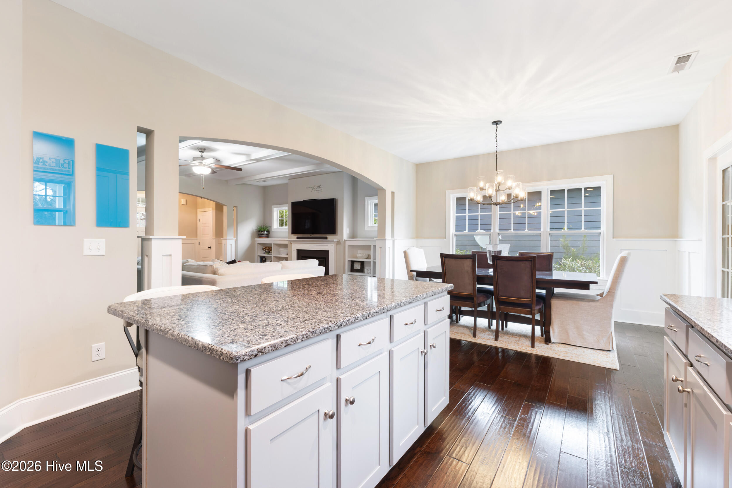 346 Hanover Lakes Drive