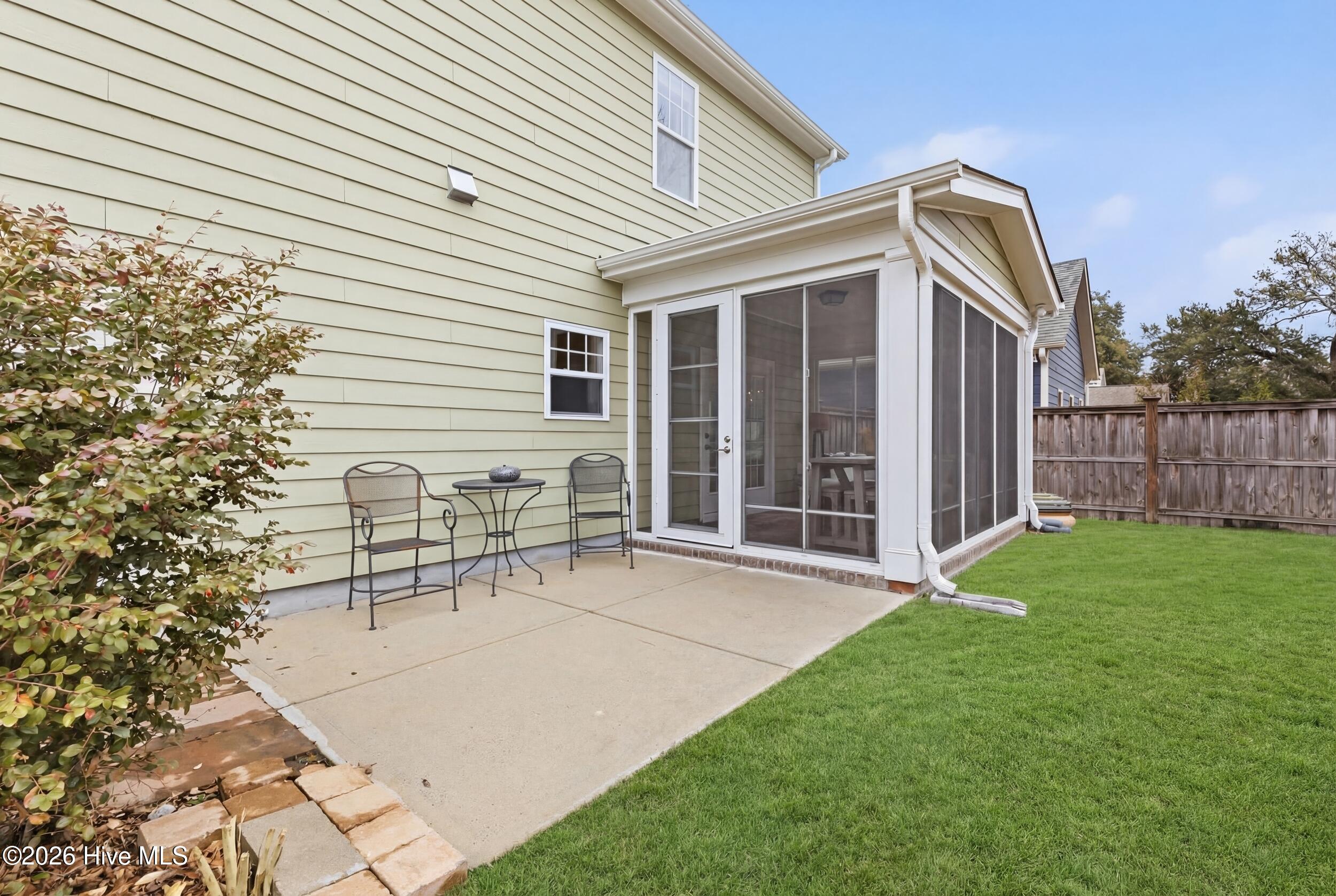 346 Hanover Lakes Drive