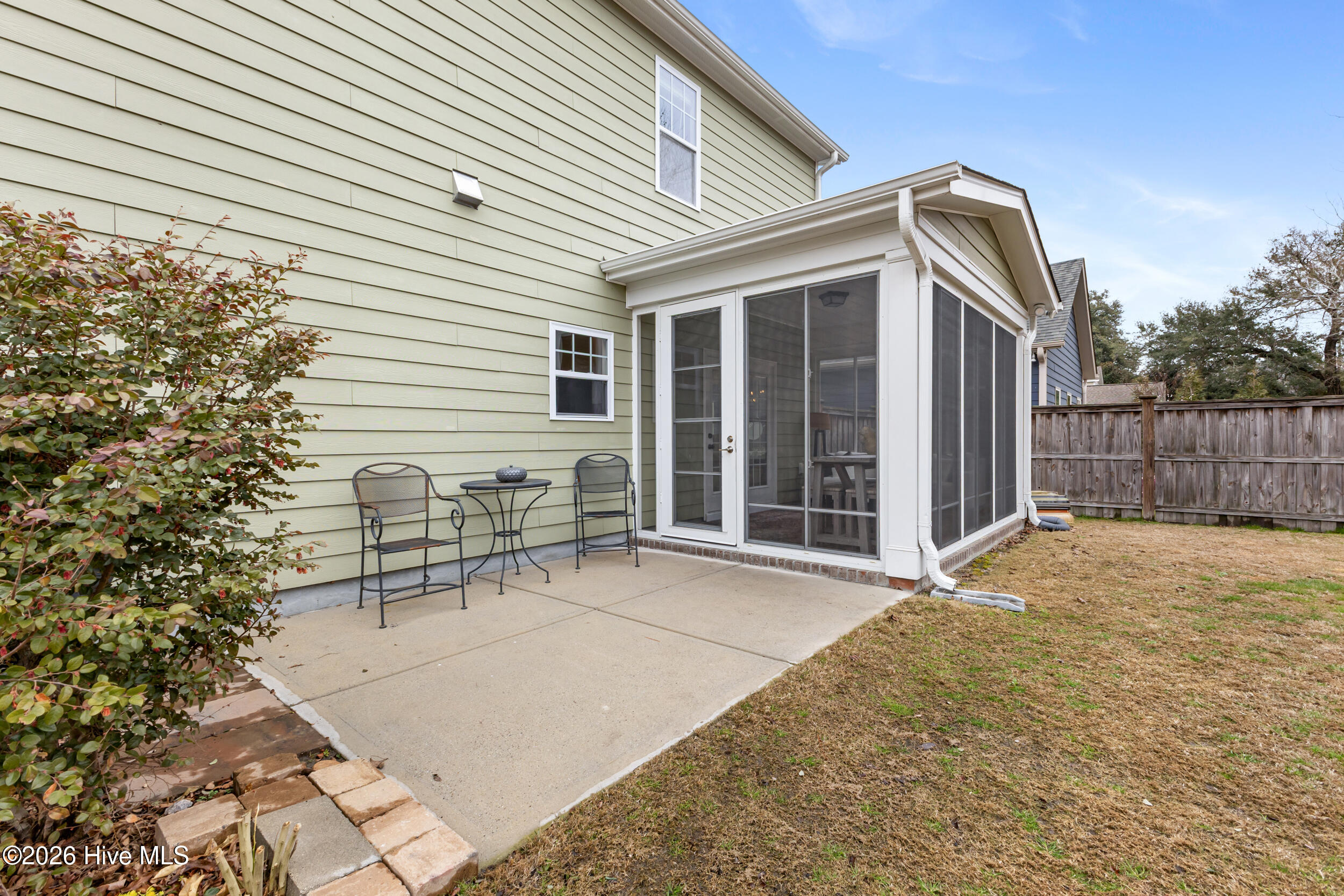 346 Hanover Lakes Drive