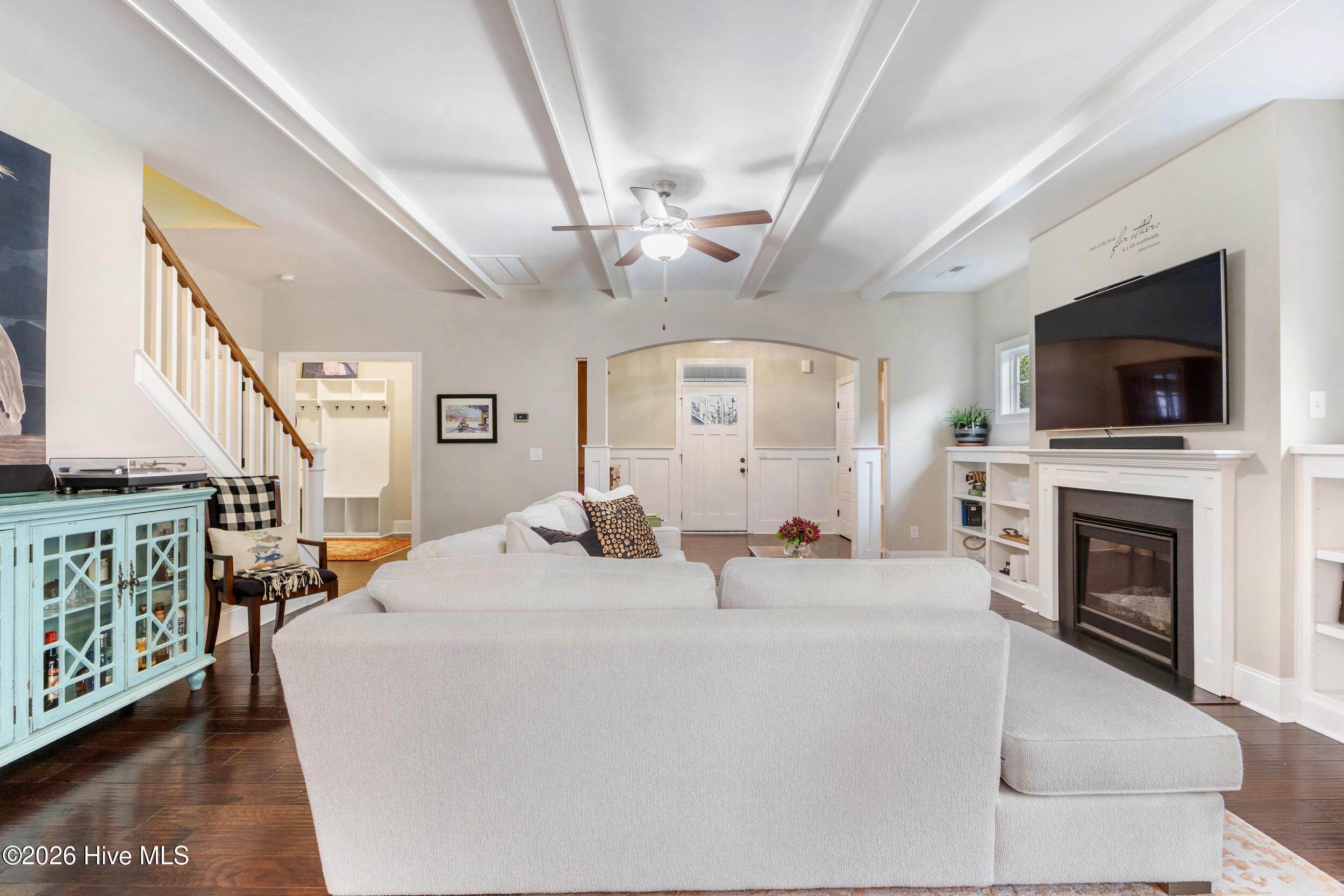 346 Hanover Lakes Drive