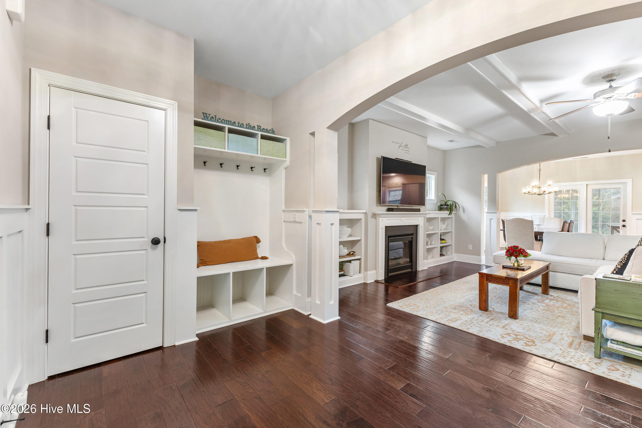 346 Hanover Lakes Drive