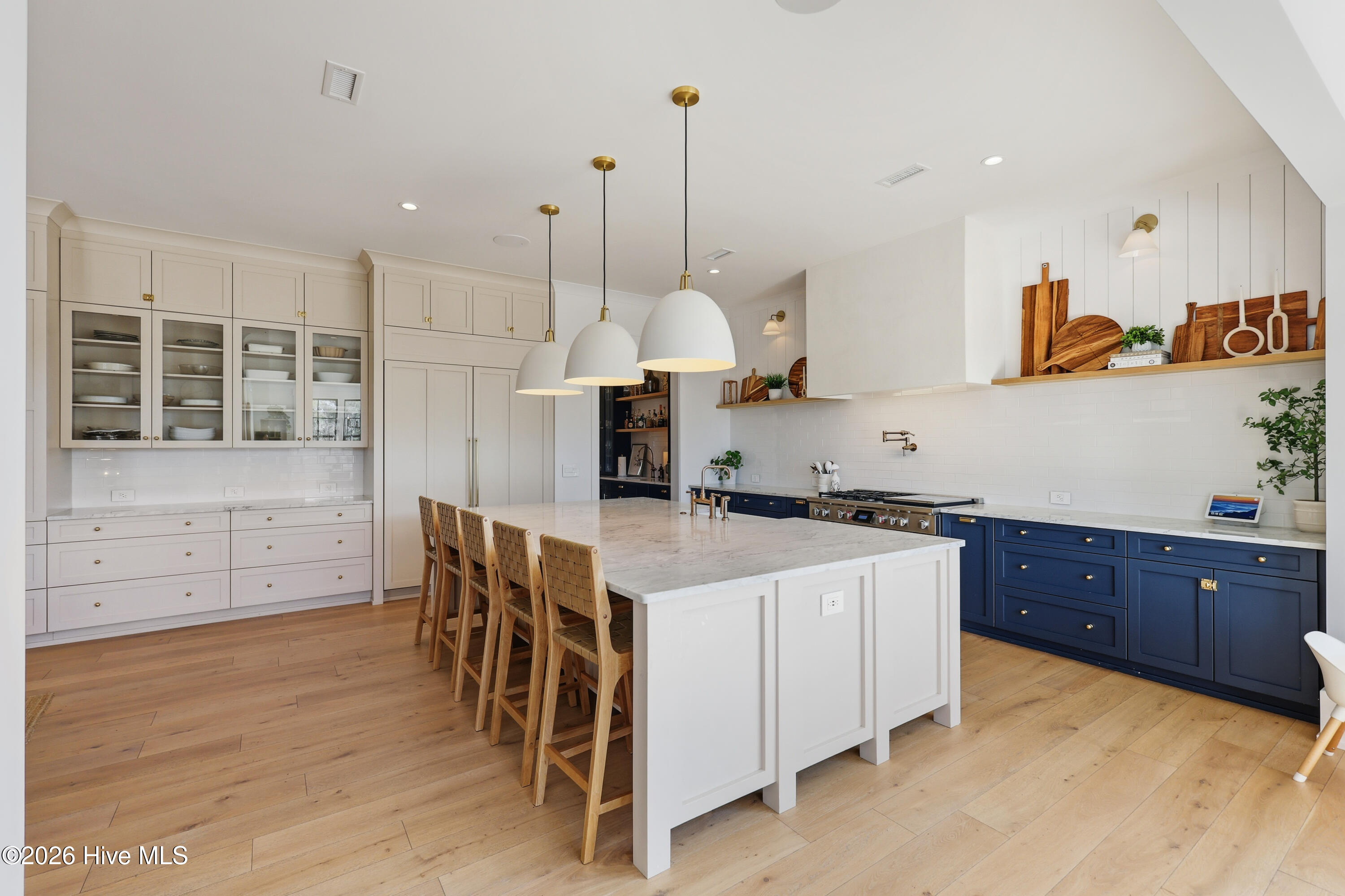 806 Johns Orchard Lane
