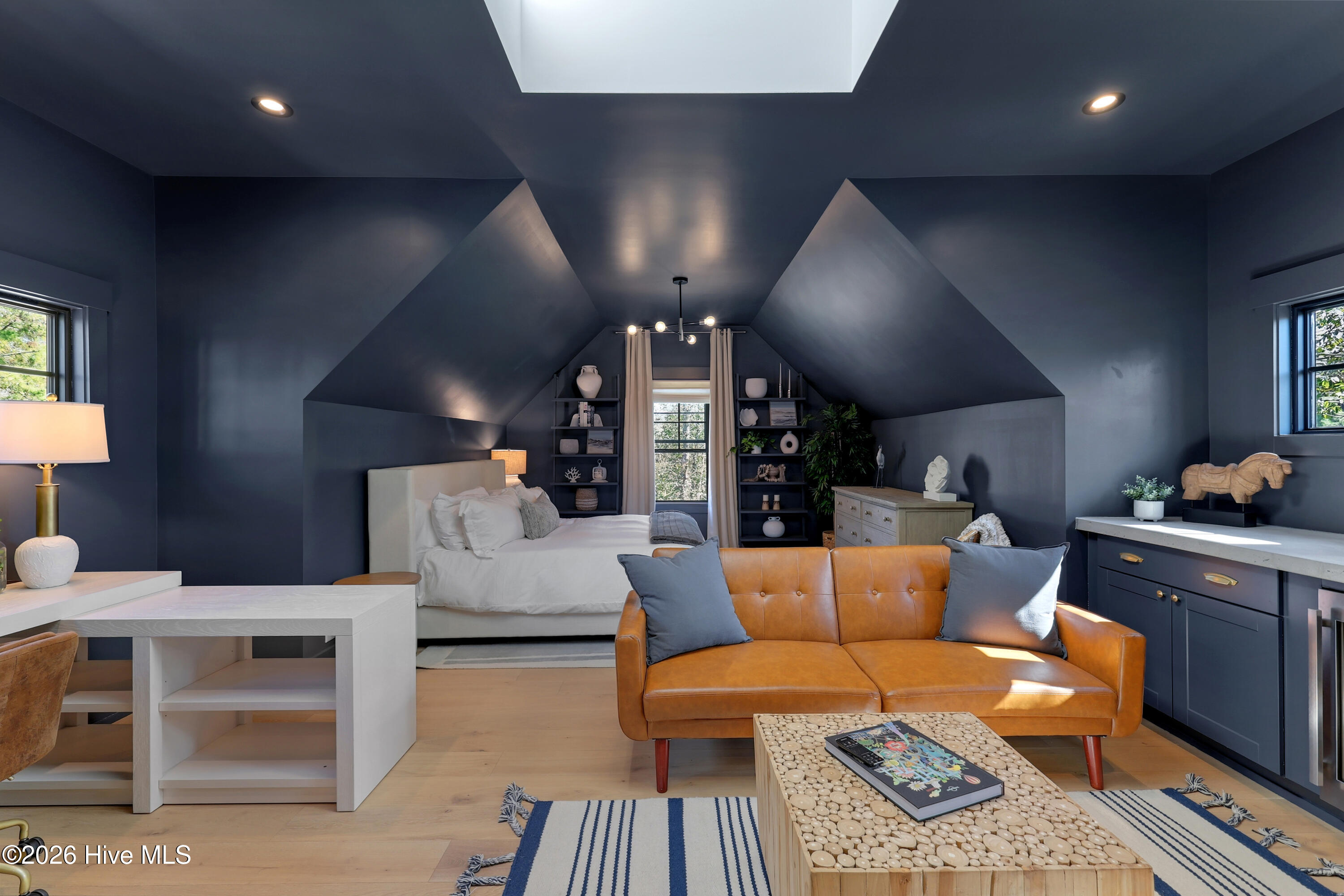 806 Johns Orchard Lane