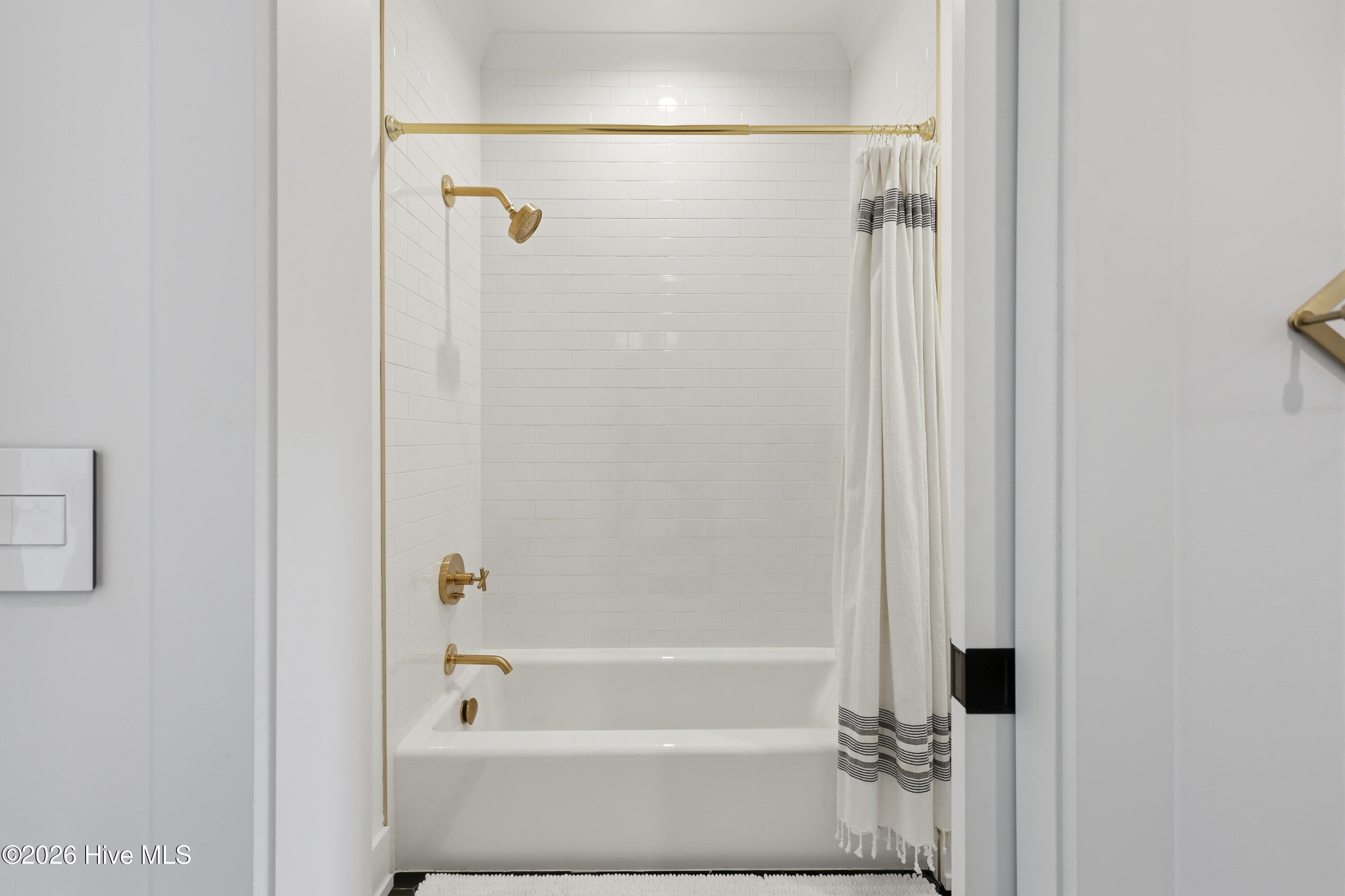 806 Johns Orchard Lane