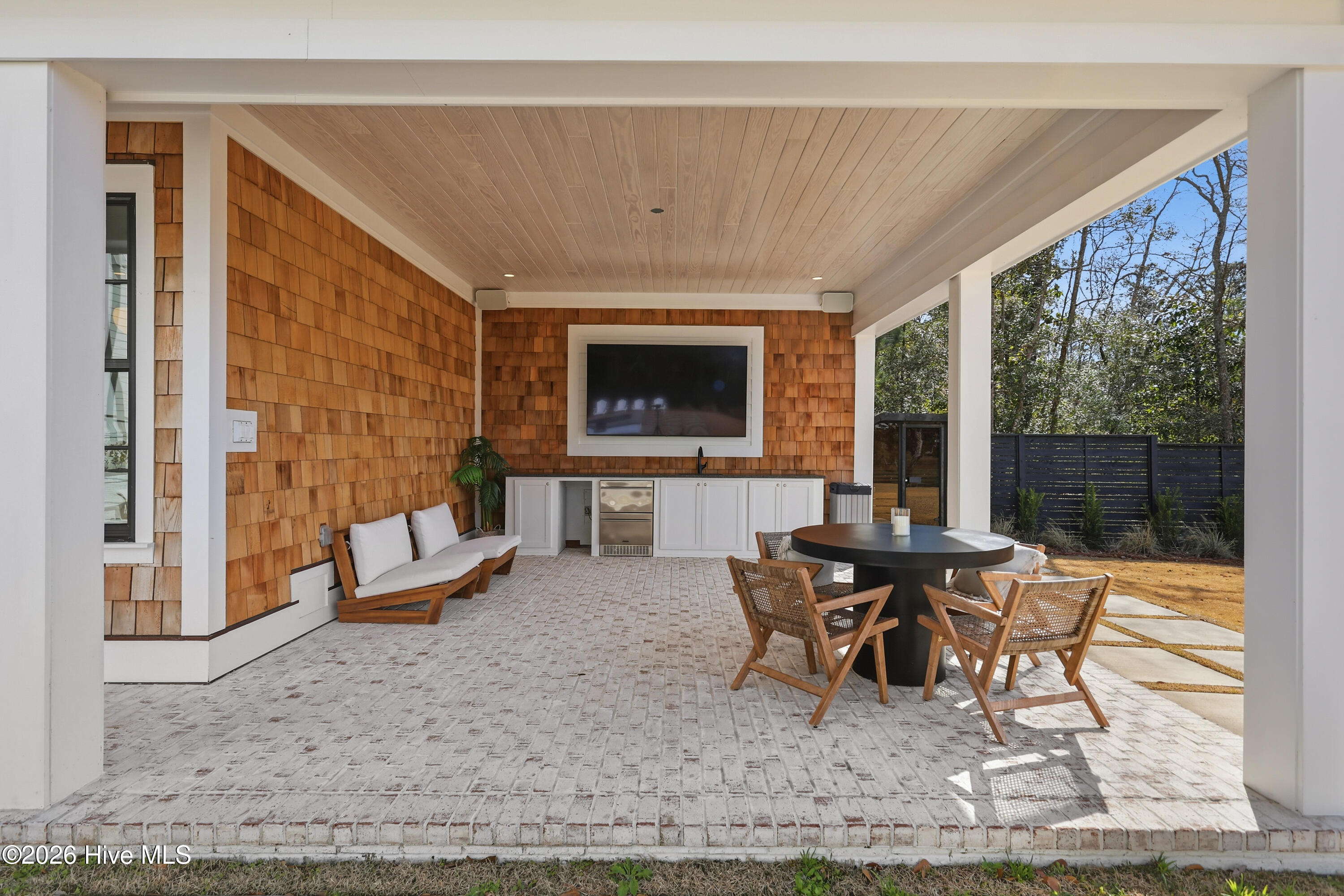 806 Johns Orchard Lane