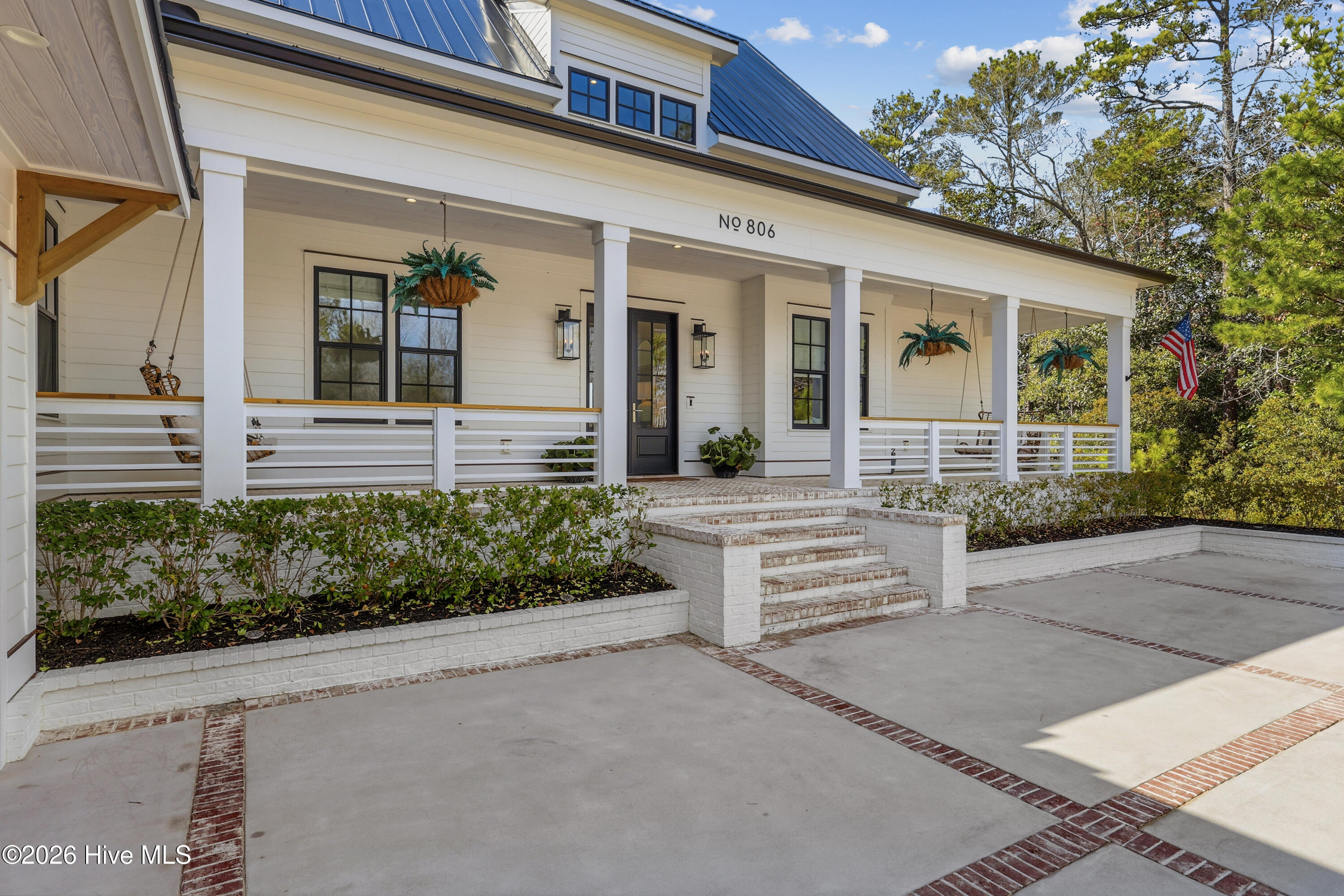 806 Johns Orchard Lane