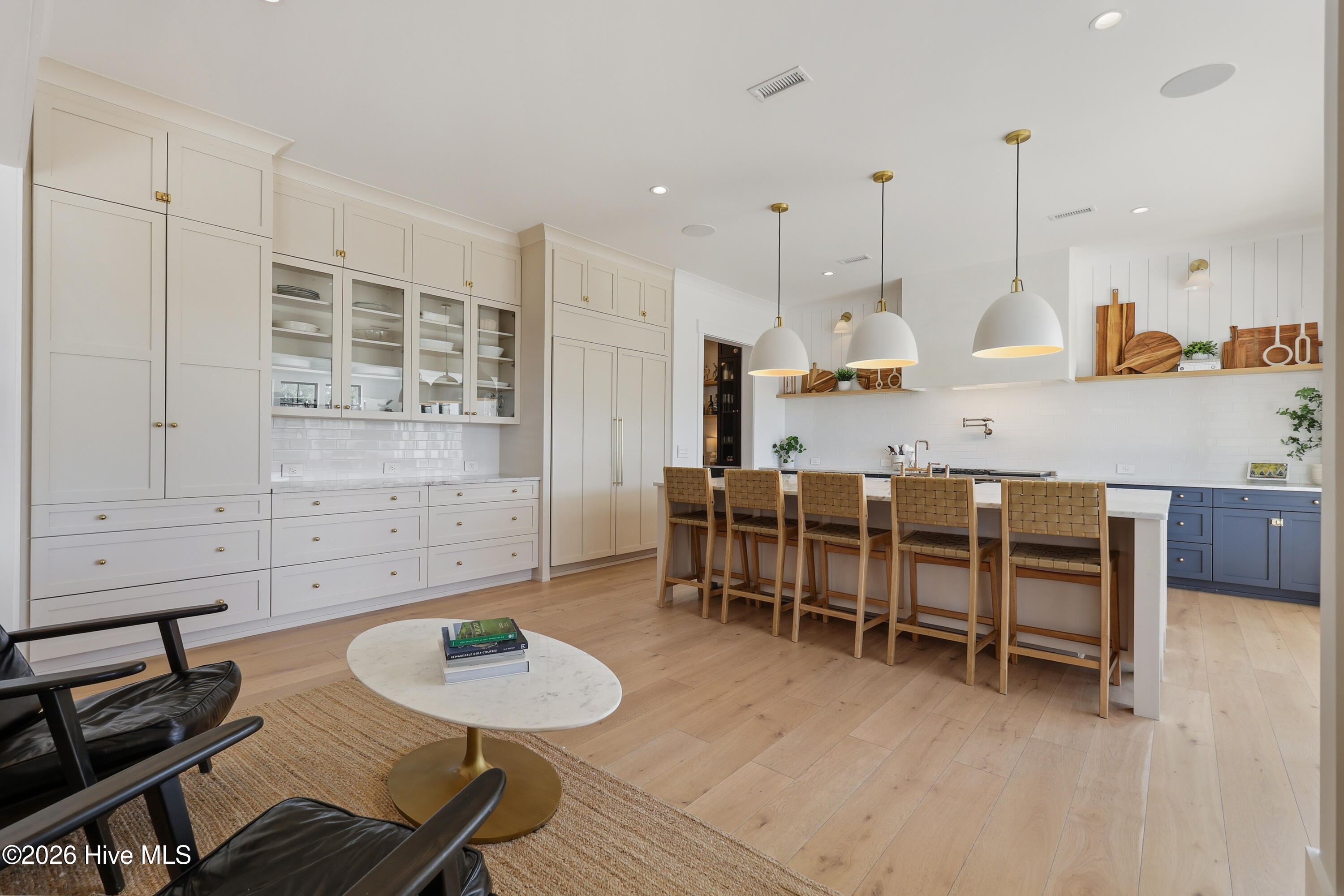 806 Johns Orchard Lane