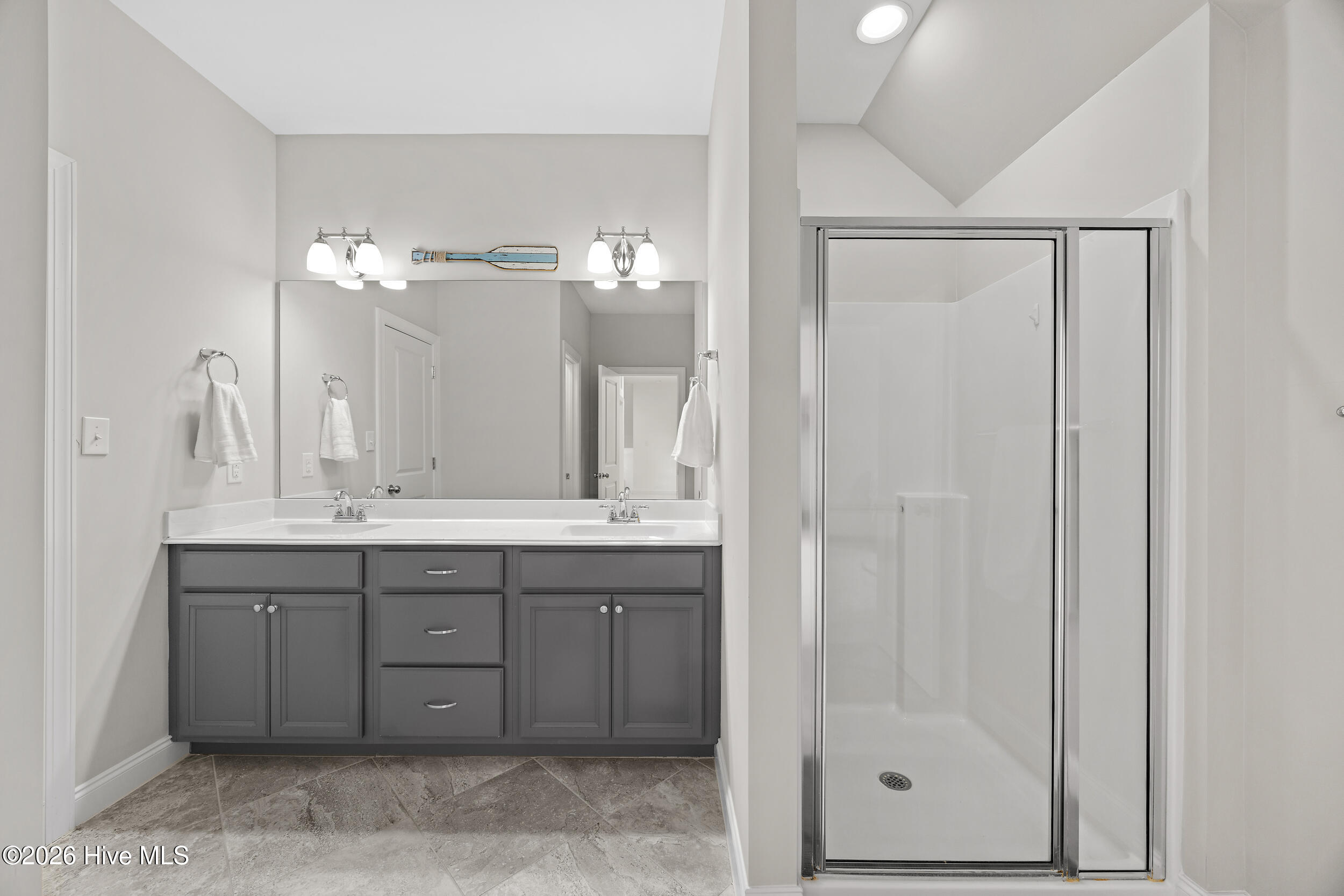 505 W Craftsman Way