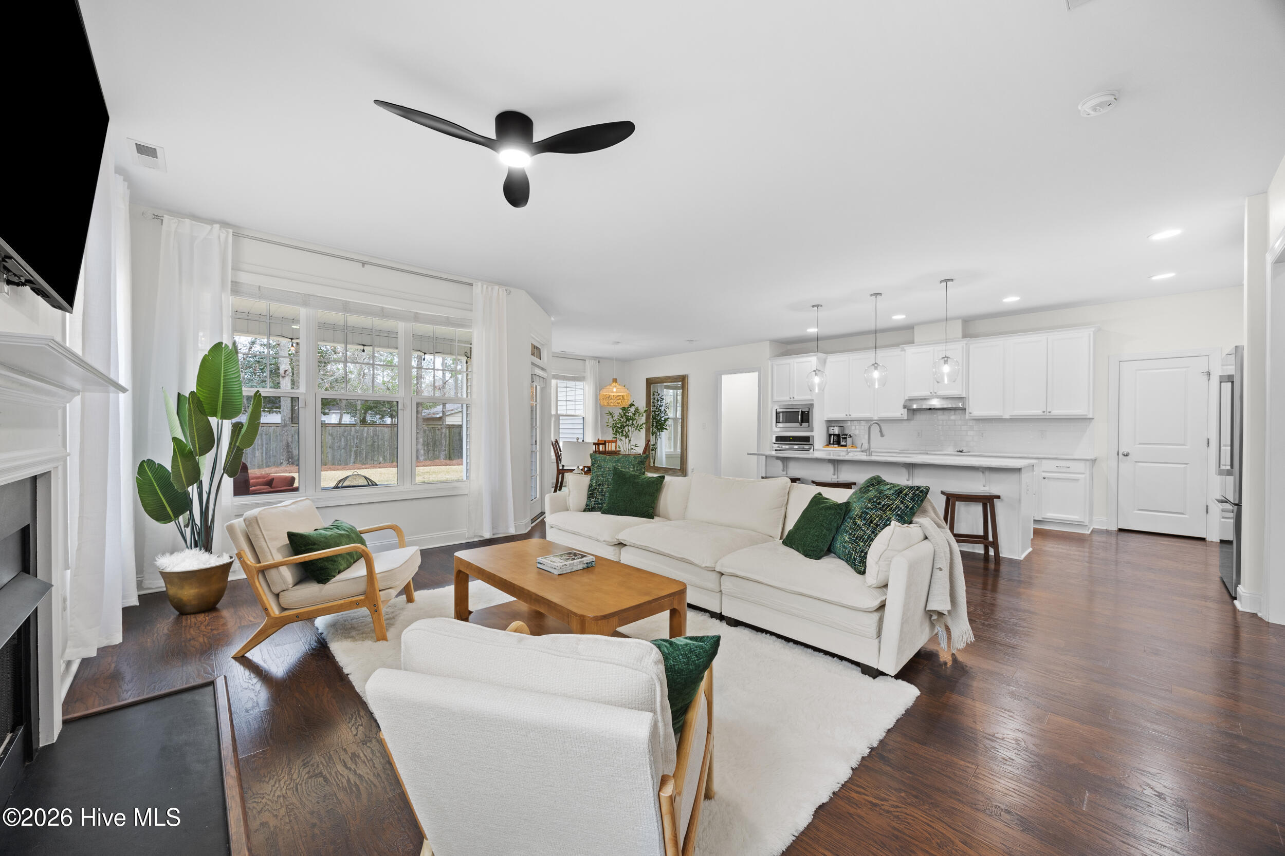 505 W Craftsman Way
