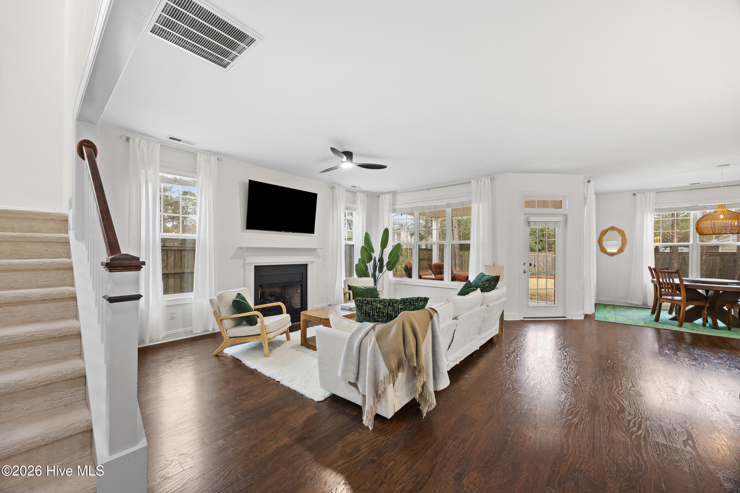 505 W Craftsman Way