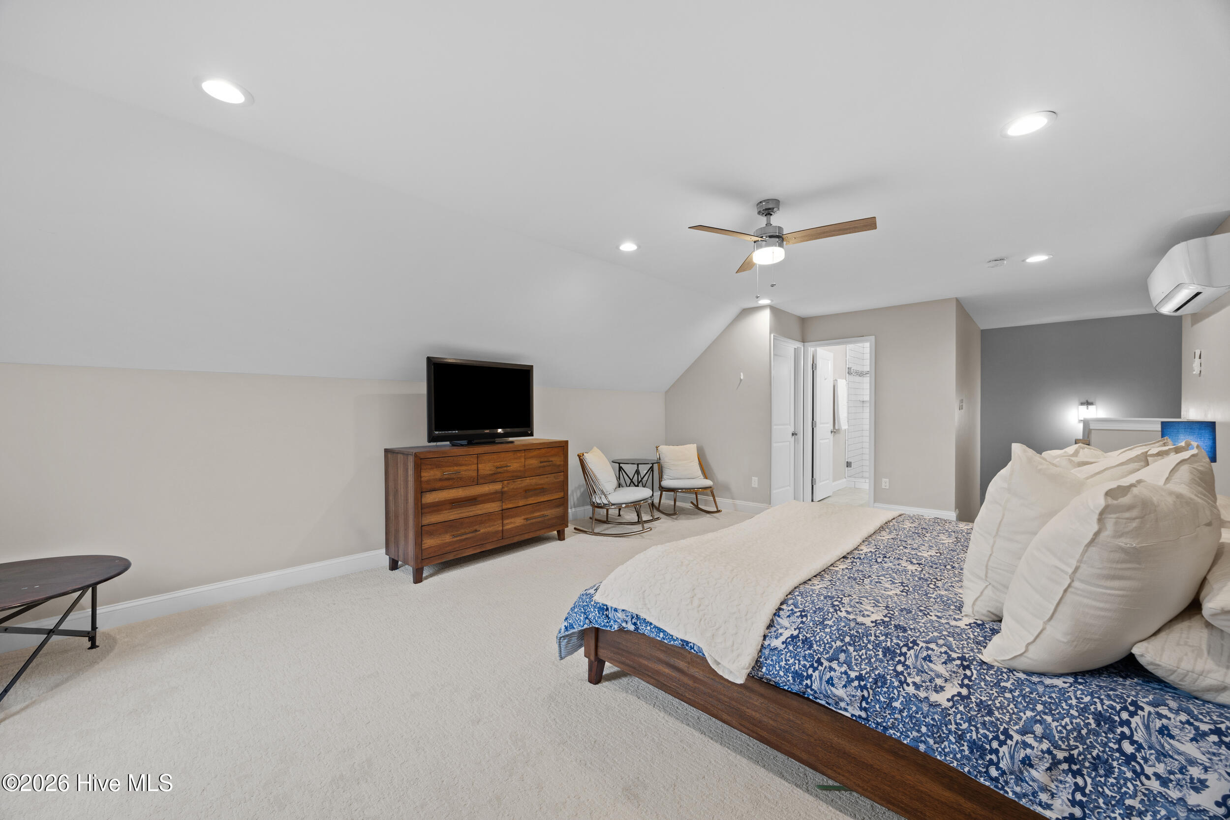 505 W Craftsman Way