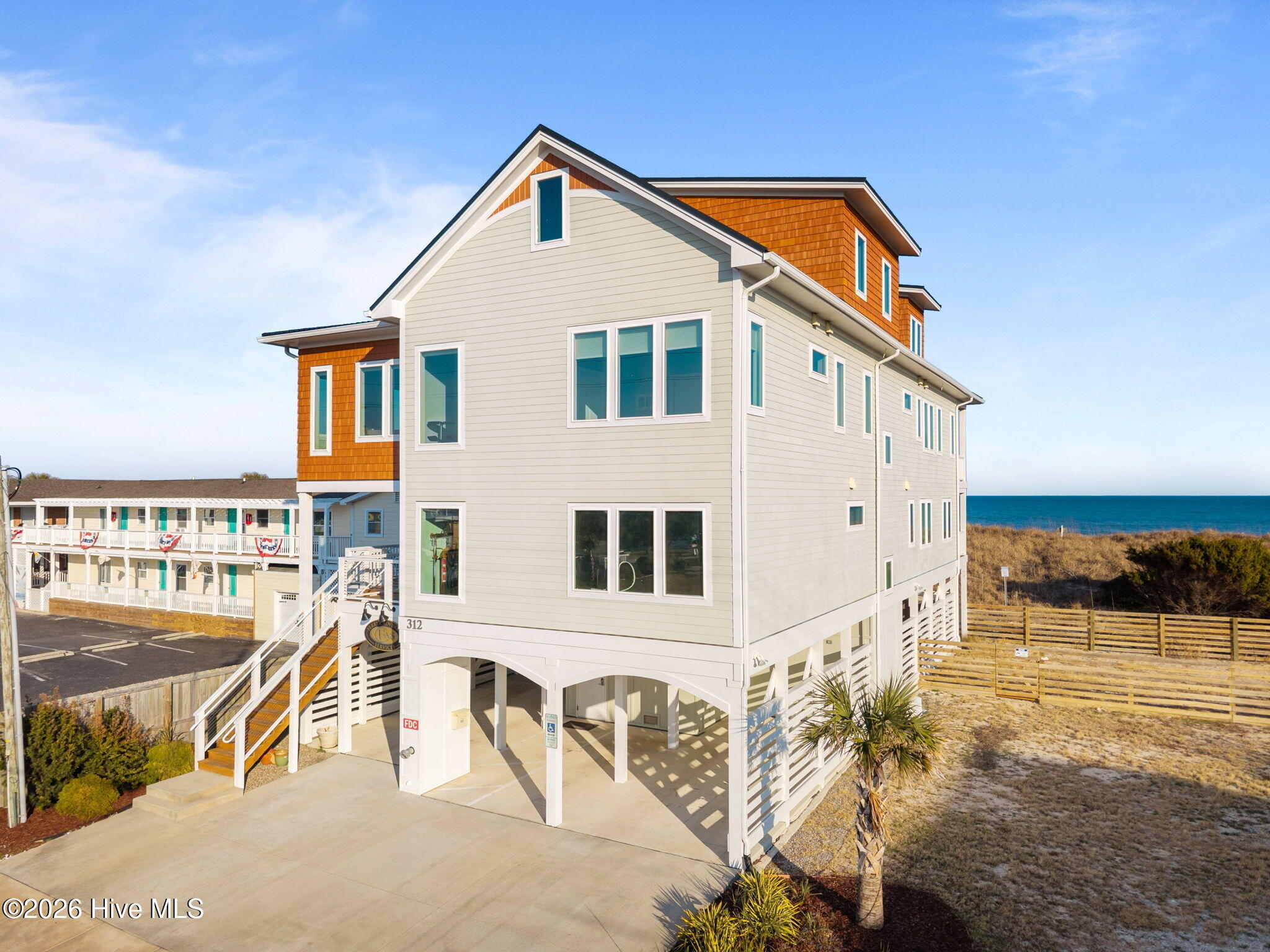 312 Carolina Beach Avenue N