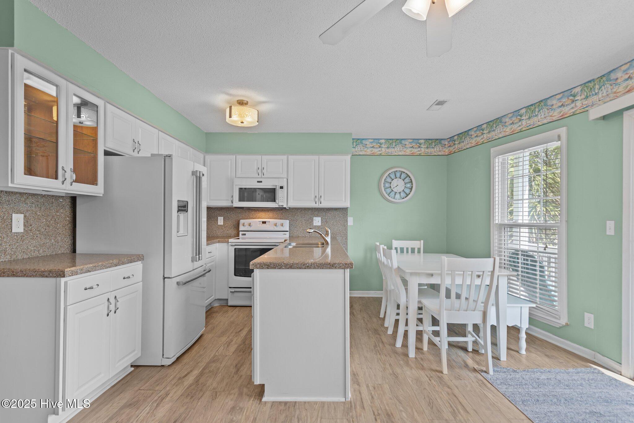 1314 Lake Park Boulevard S A4