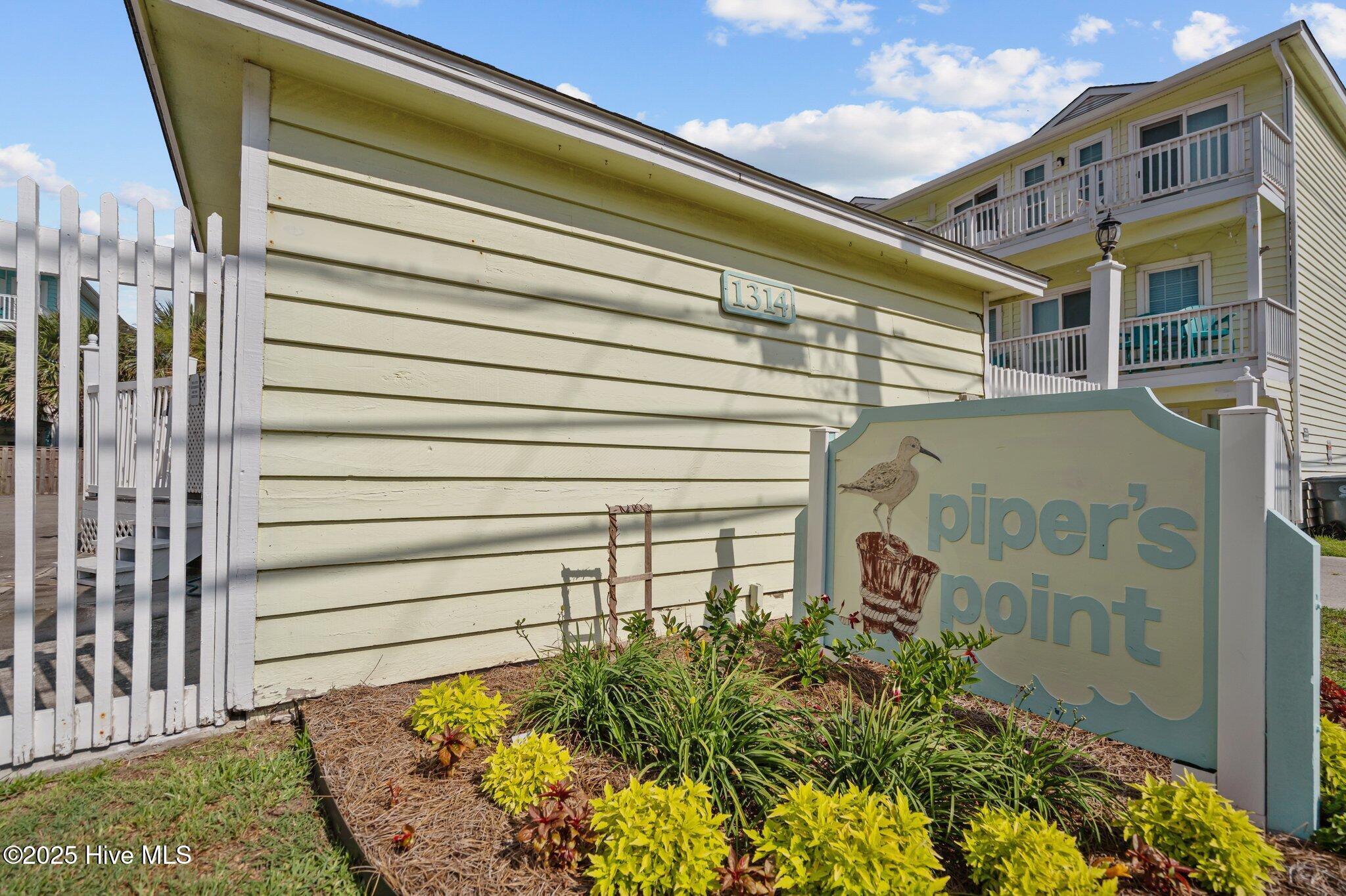 1314 Lake Park Boulevard S A4