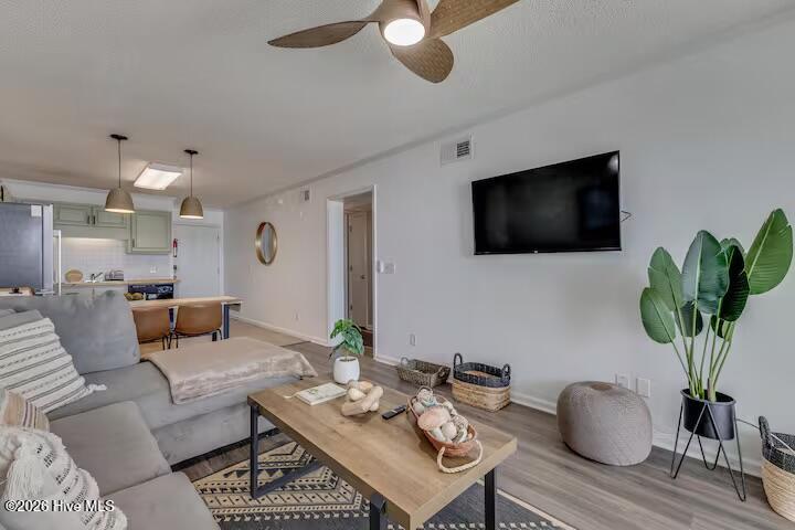 918 Carolina Beach Avenue N Unit 3f