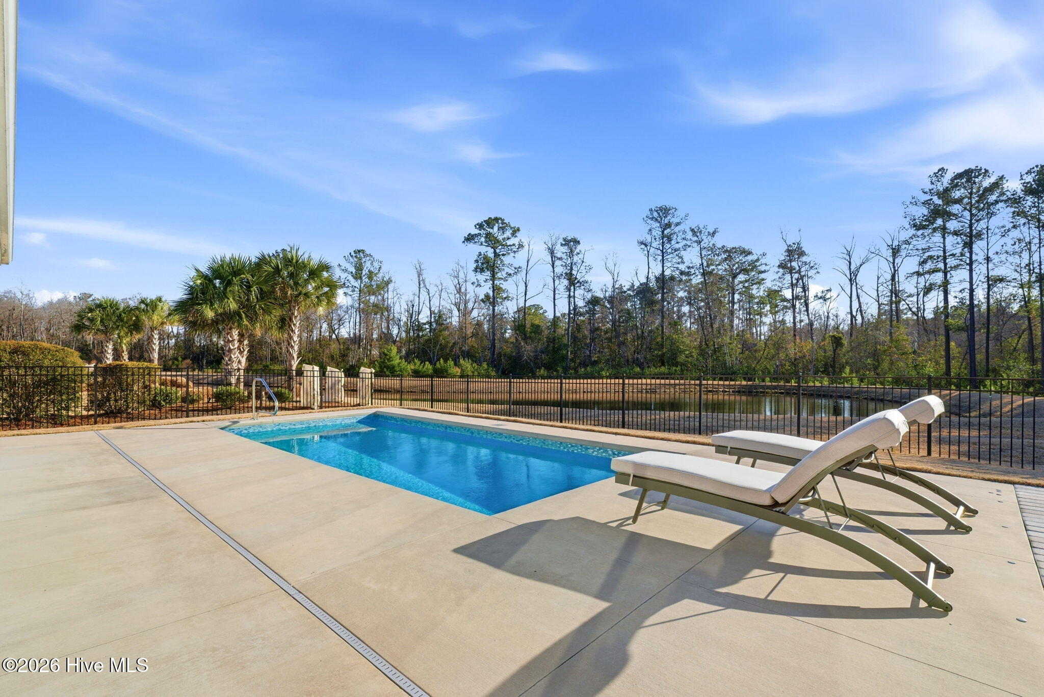 2643 W Timber Crest Drive NE