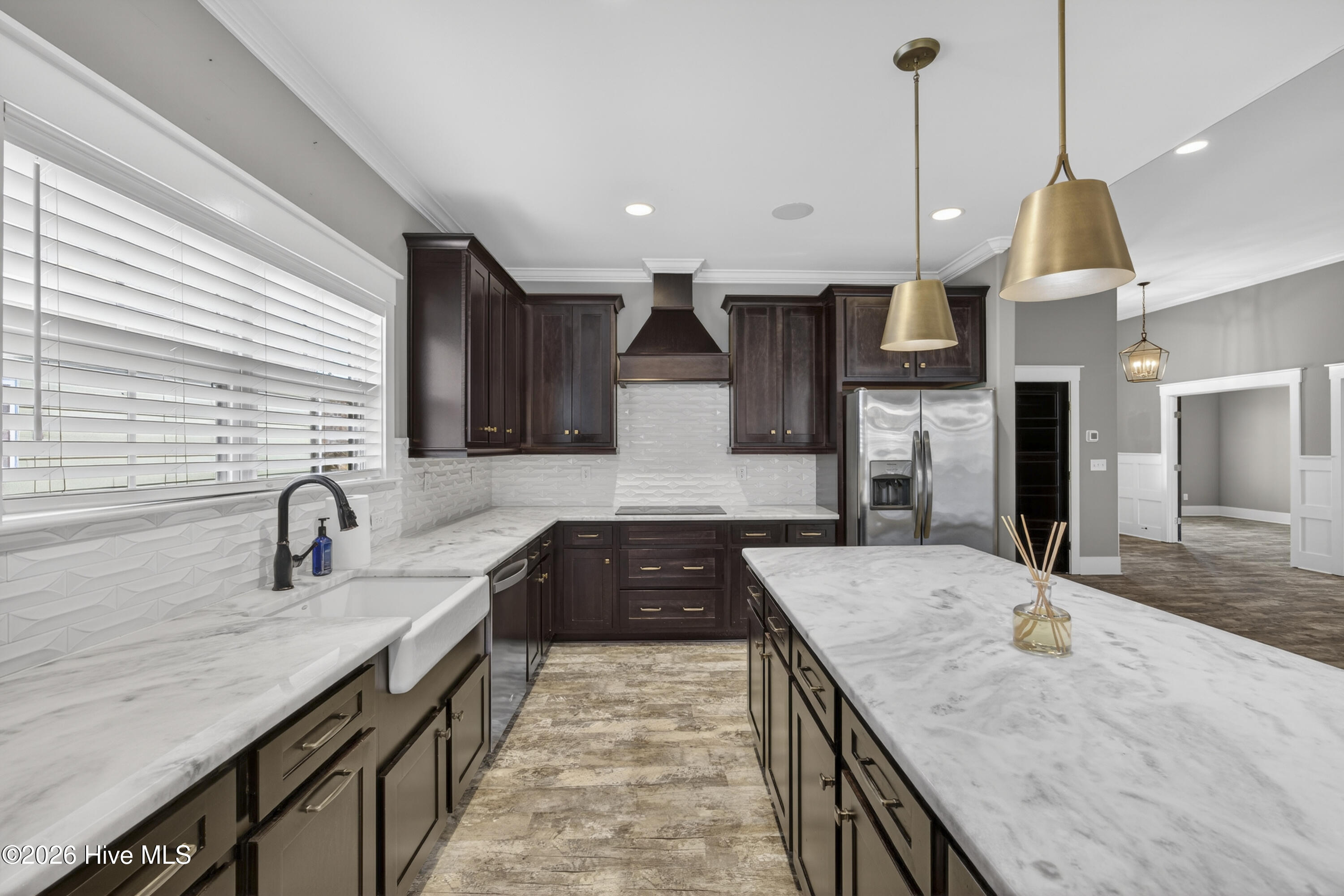 105 Helmsman Drive