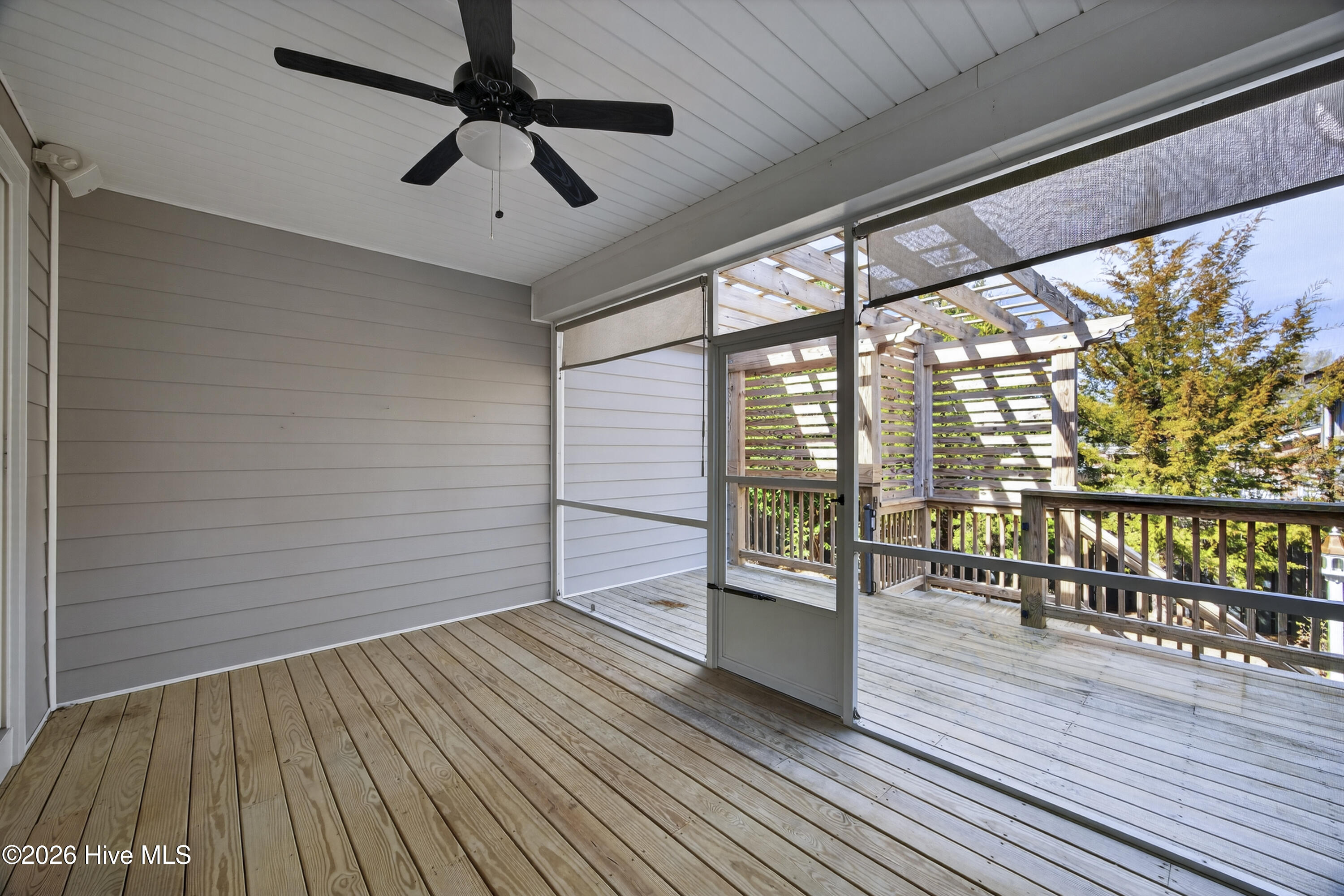 105 Helmsman Drive
