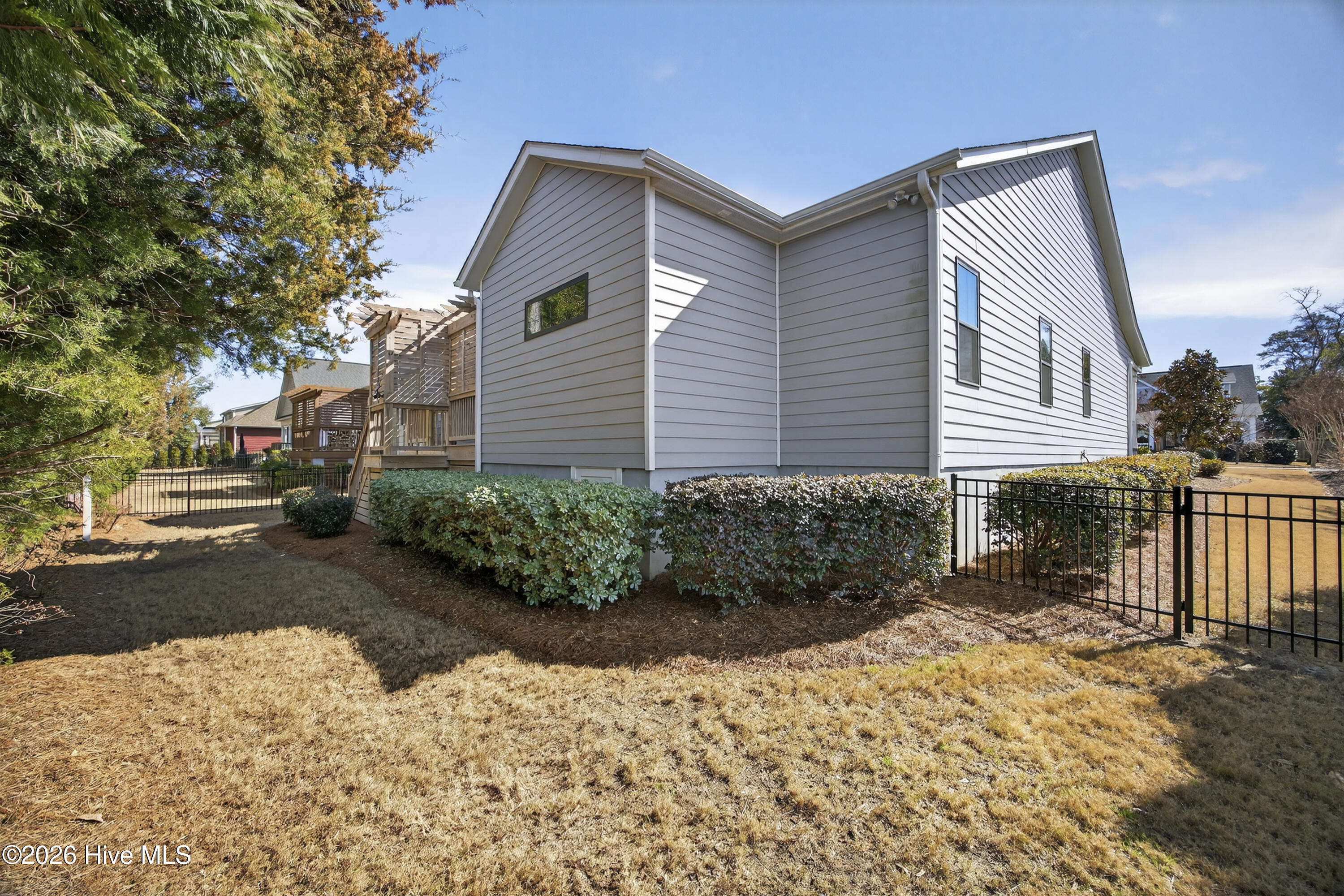 105 Helmsman Drive