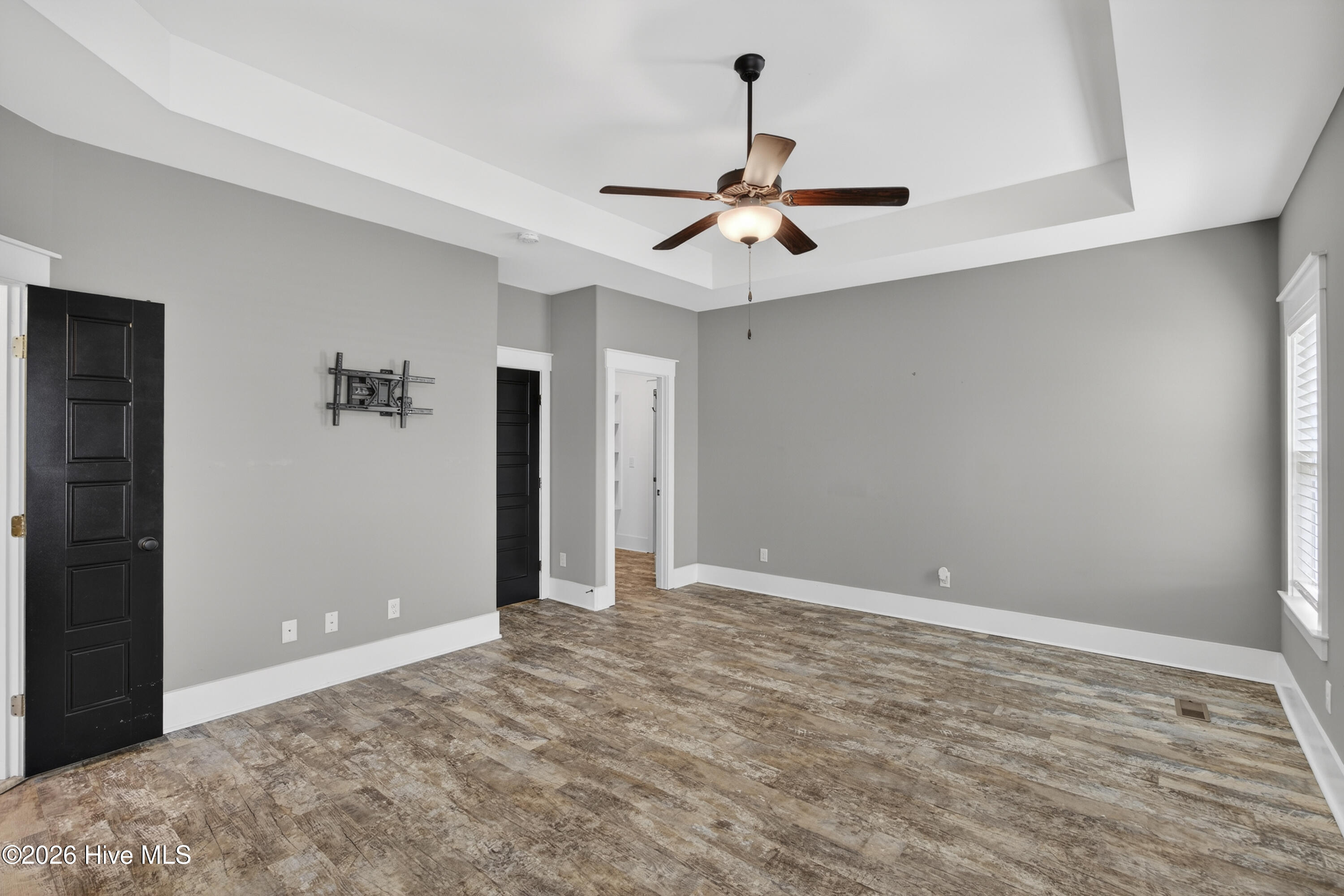 105 Helmsman Drive