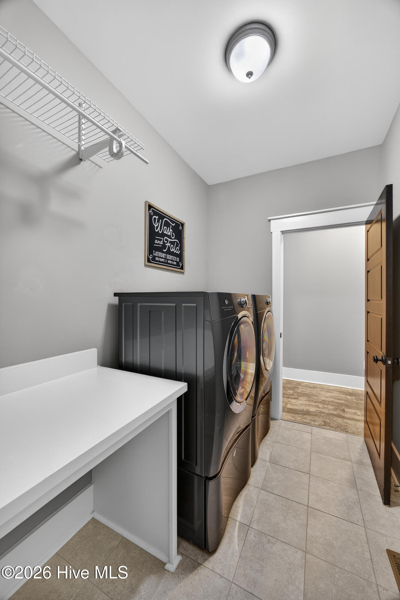 105 Helmsman Drive