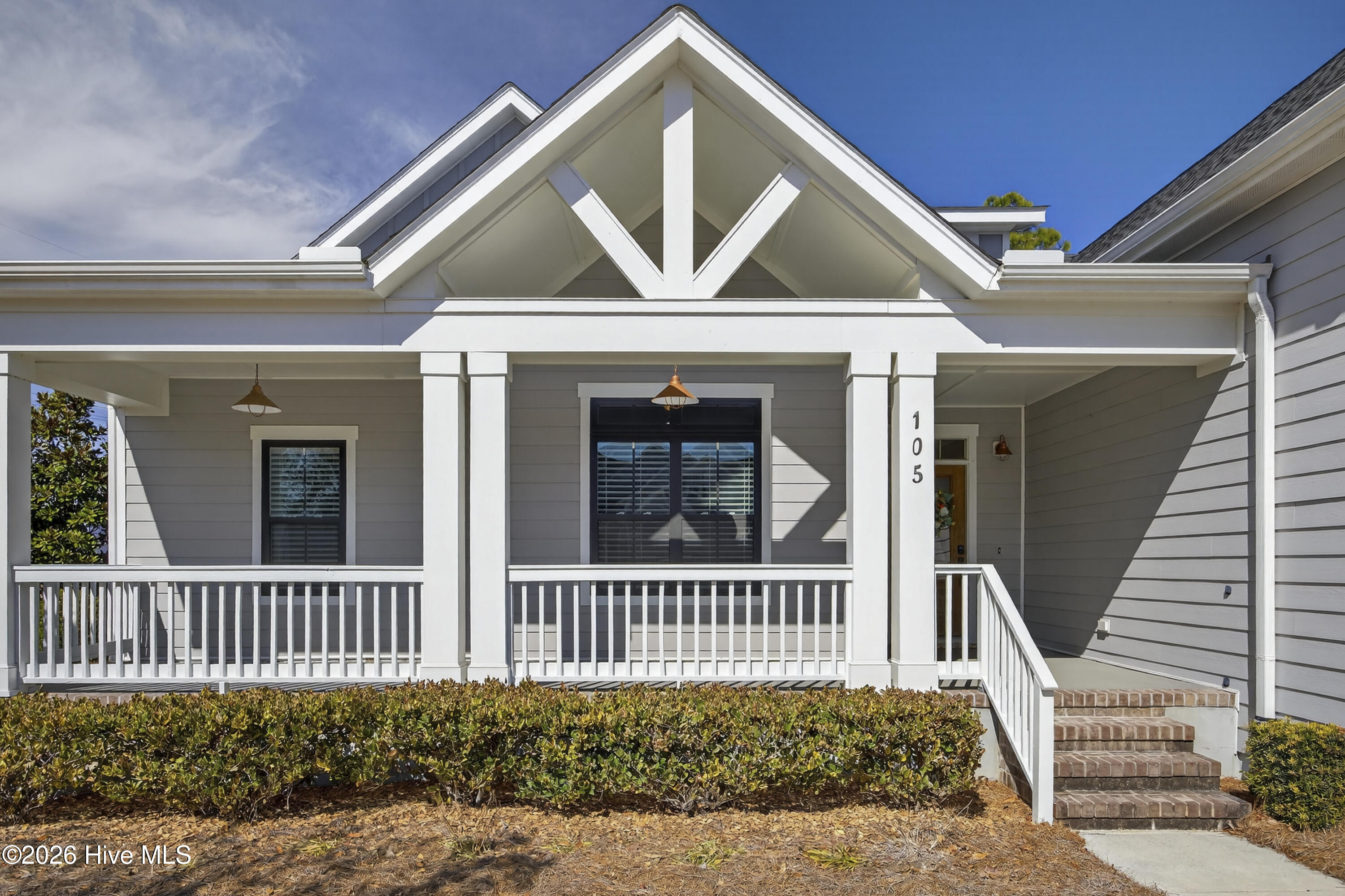 105 Helmsman Drive