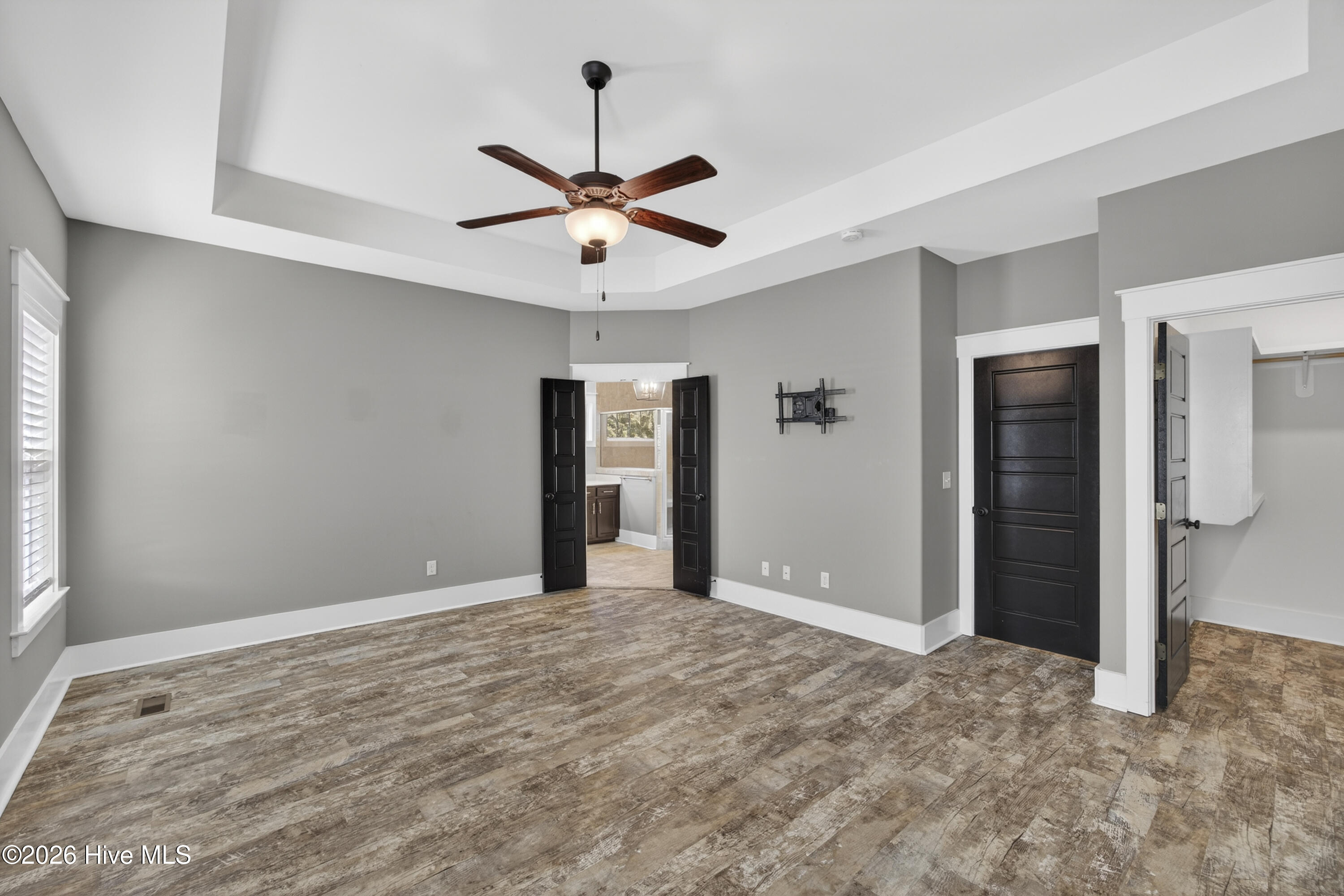 105 Helmsman Drive