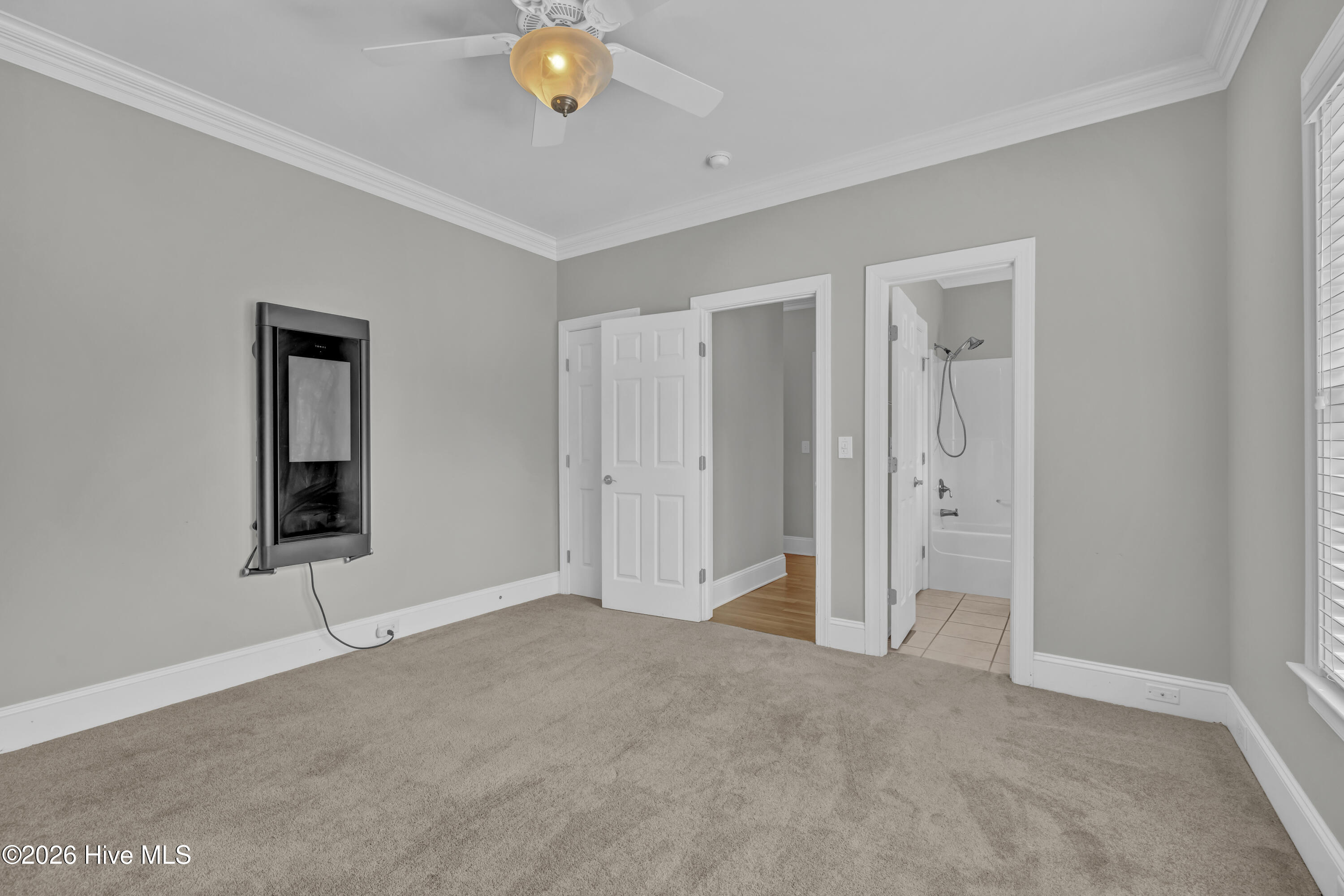 7900 Greythorne Court