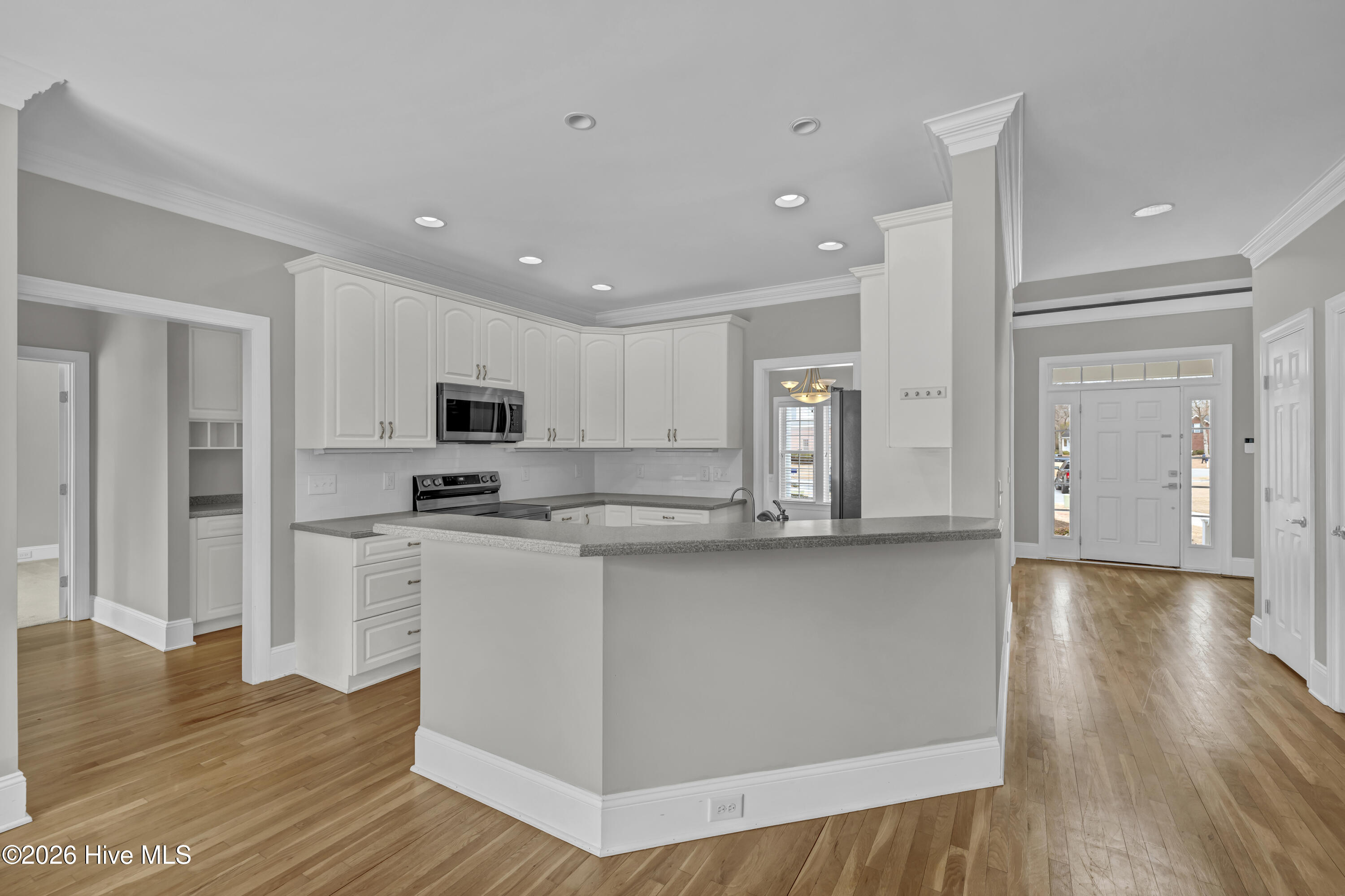 7900 Greythorne Court