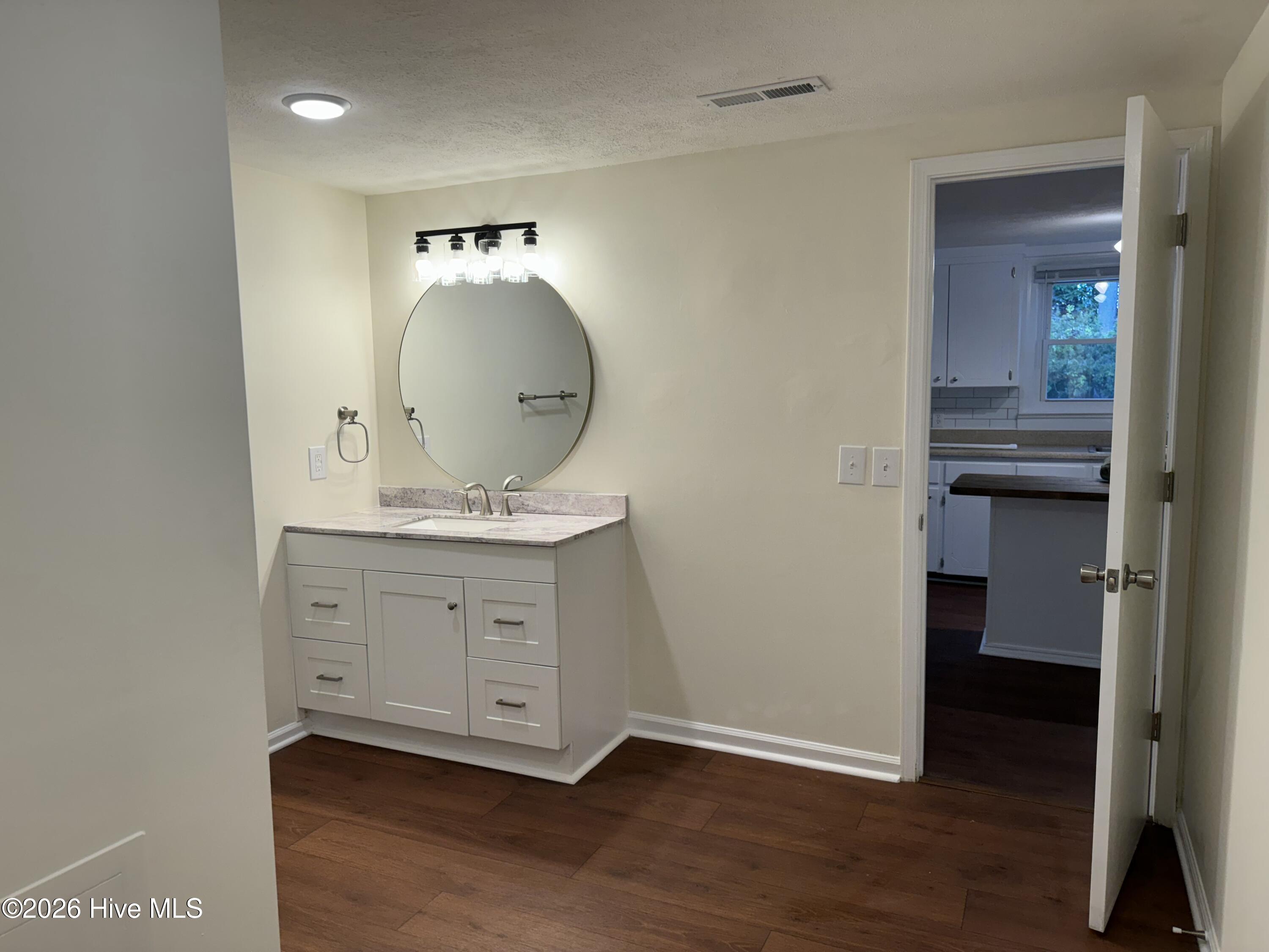 5324 Masonboro Loop Road