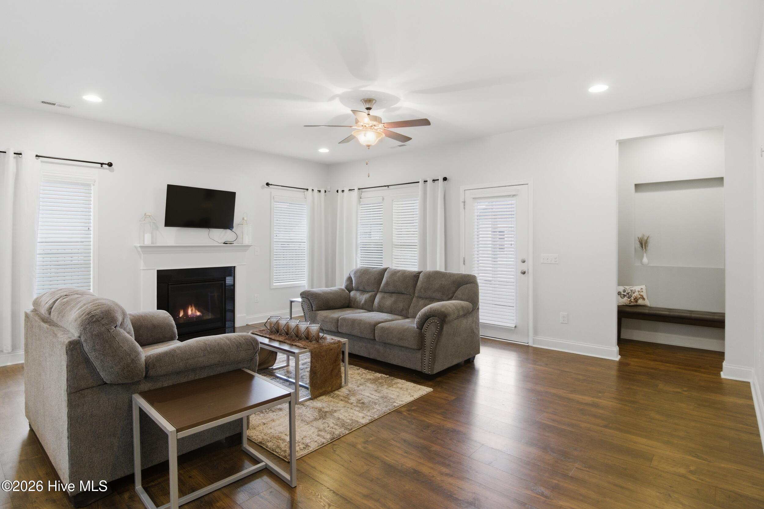 5225 National Garden Trail