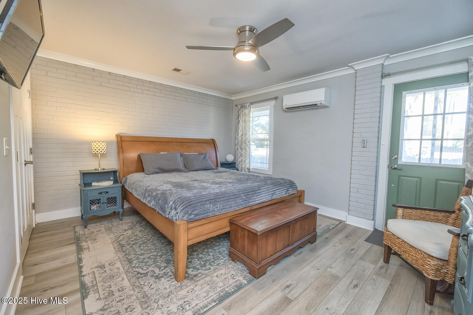 2401 Westminister Way