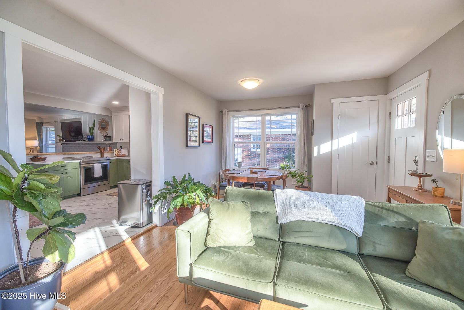 2401 Westminister Way