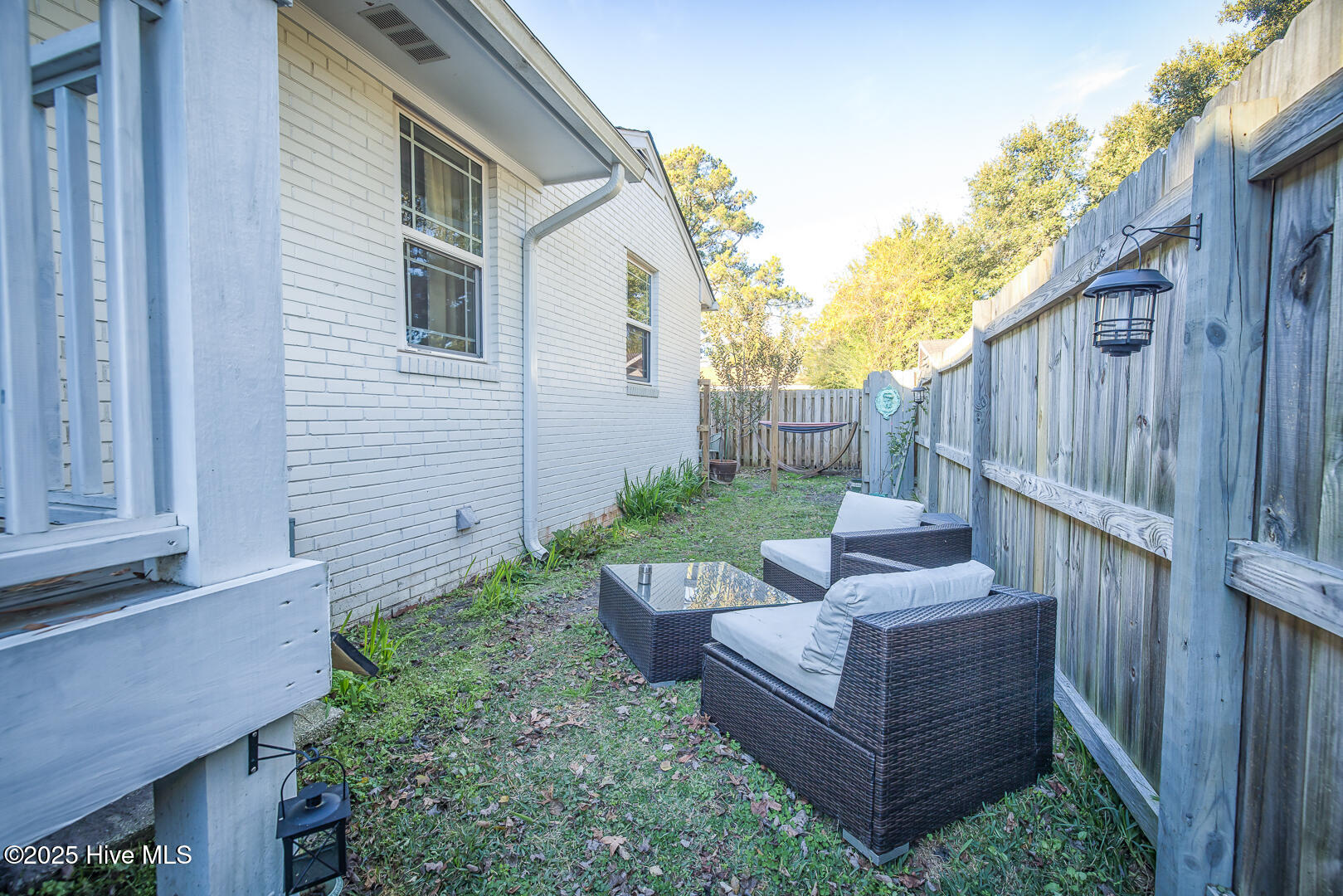 2401 Westminister Way