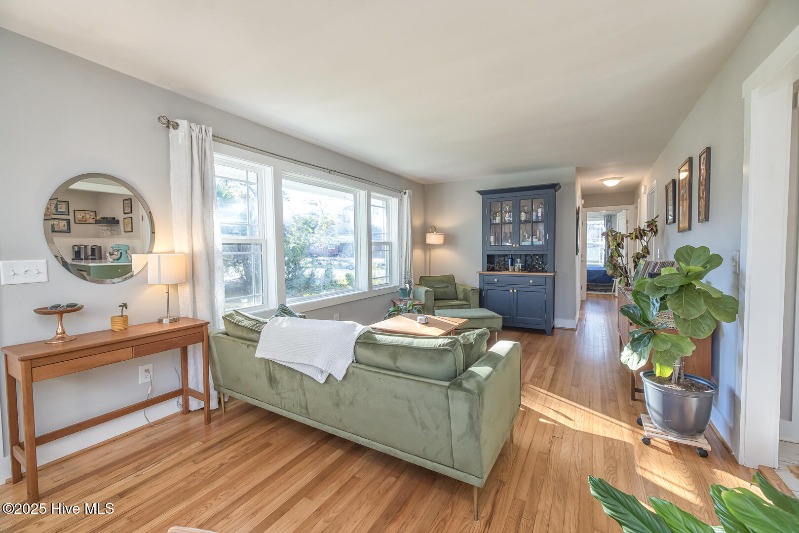 2401 Westminister Way