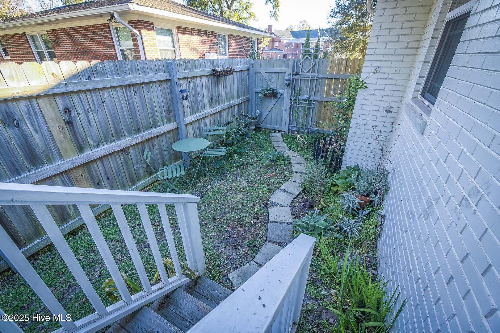 2401 Westminister Way