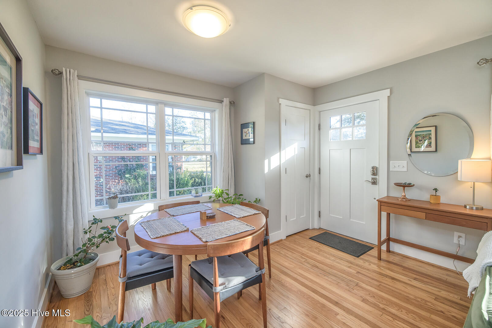 2401 Westminister Way