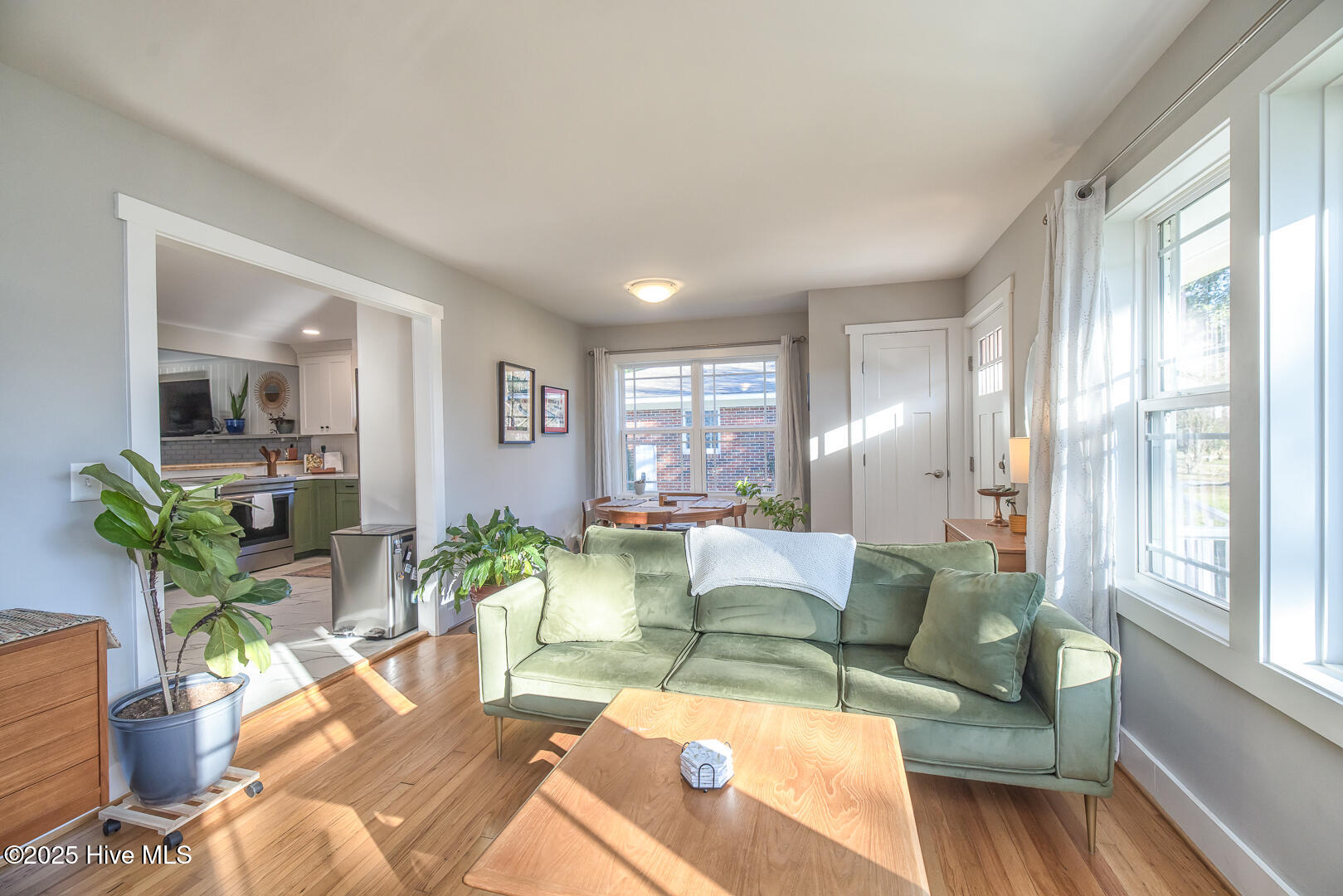 2401 Westminister Way