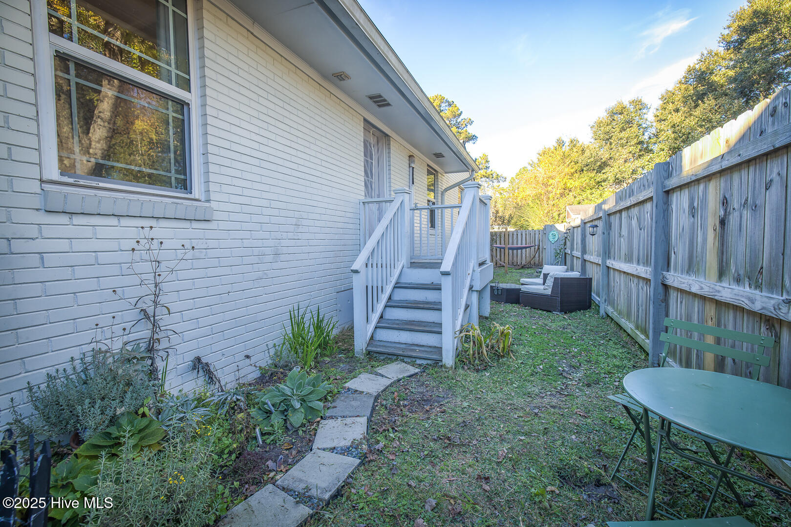 2401 Westminister Way