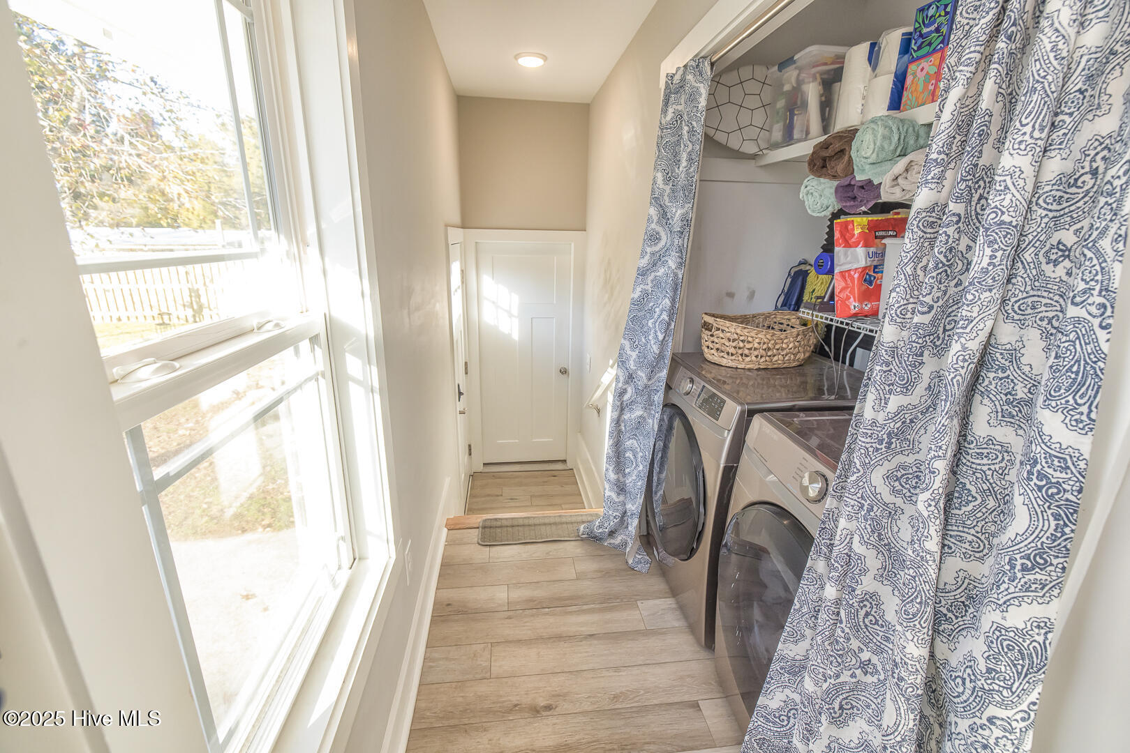 2401 Westminister Way