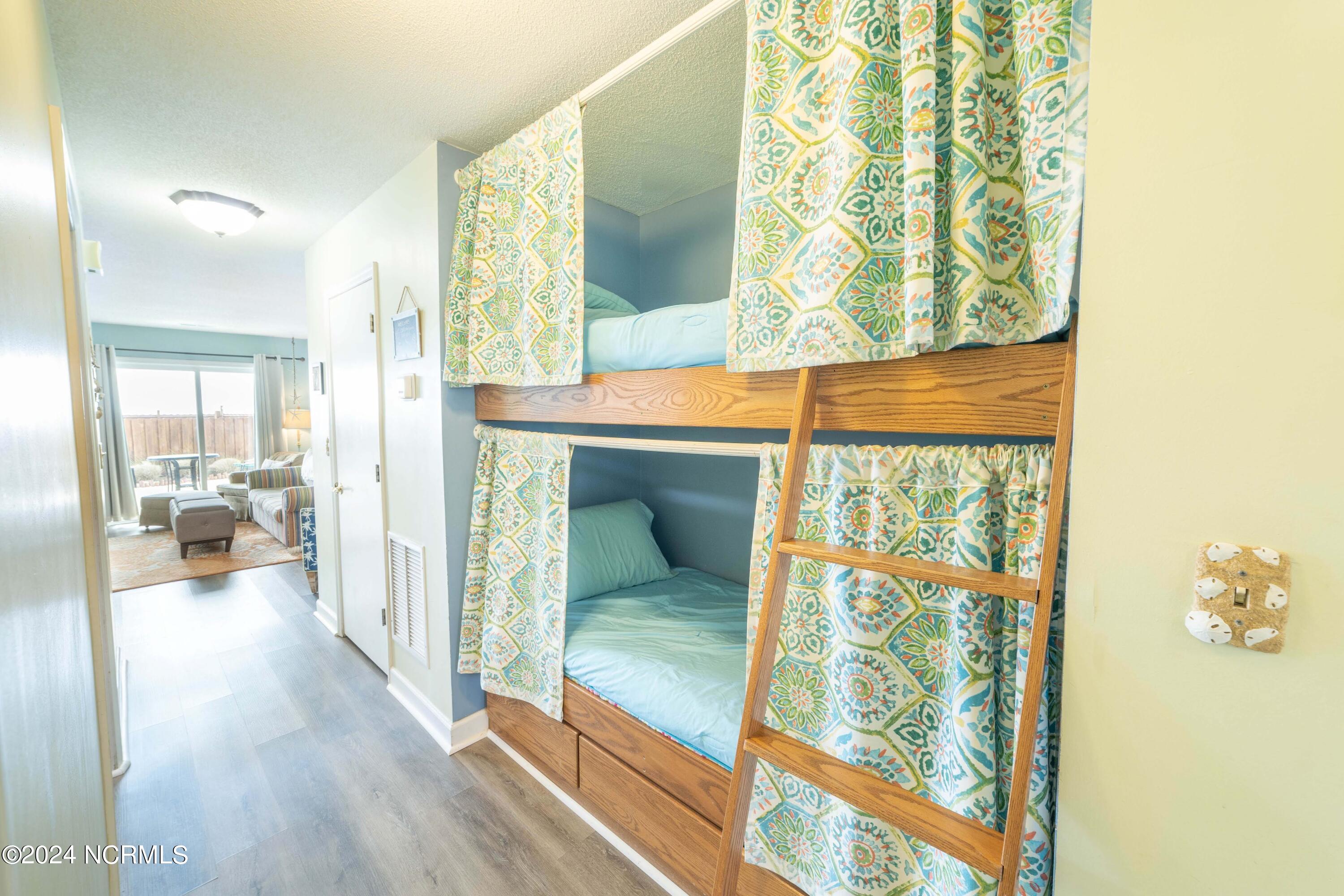 1437 Fort Fisher Boulevard S Unit G1