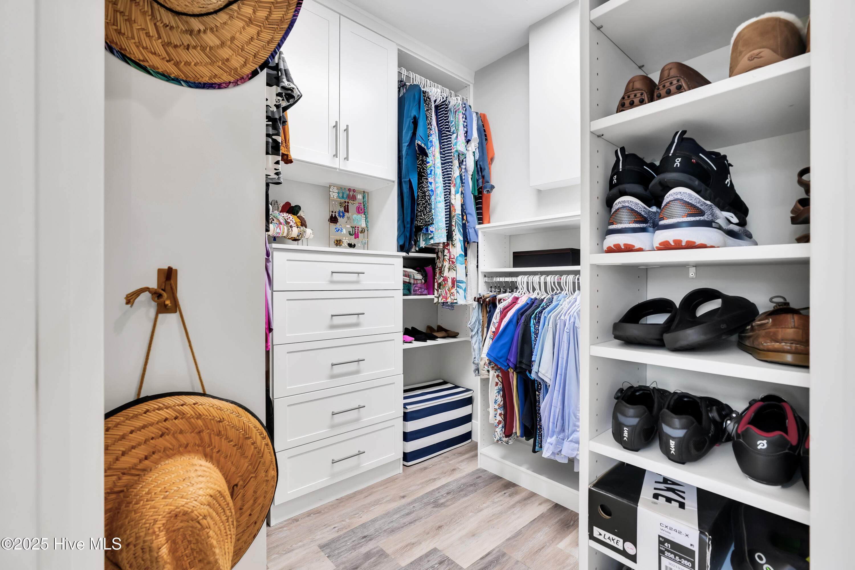 120 Inlet Point Drive