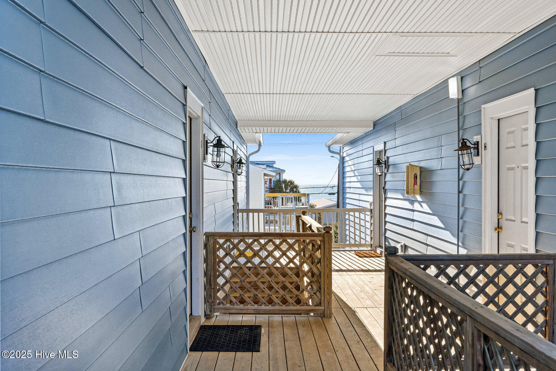 1701 Bowfin Lane Apt E