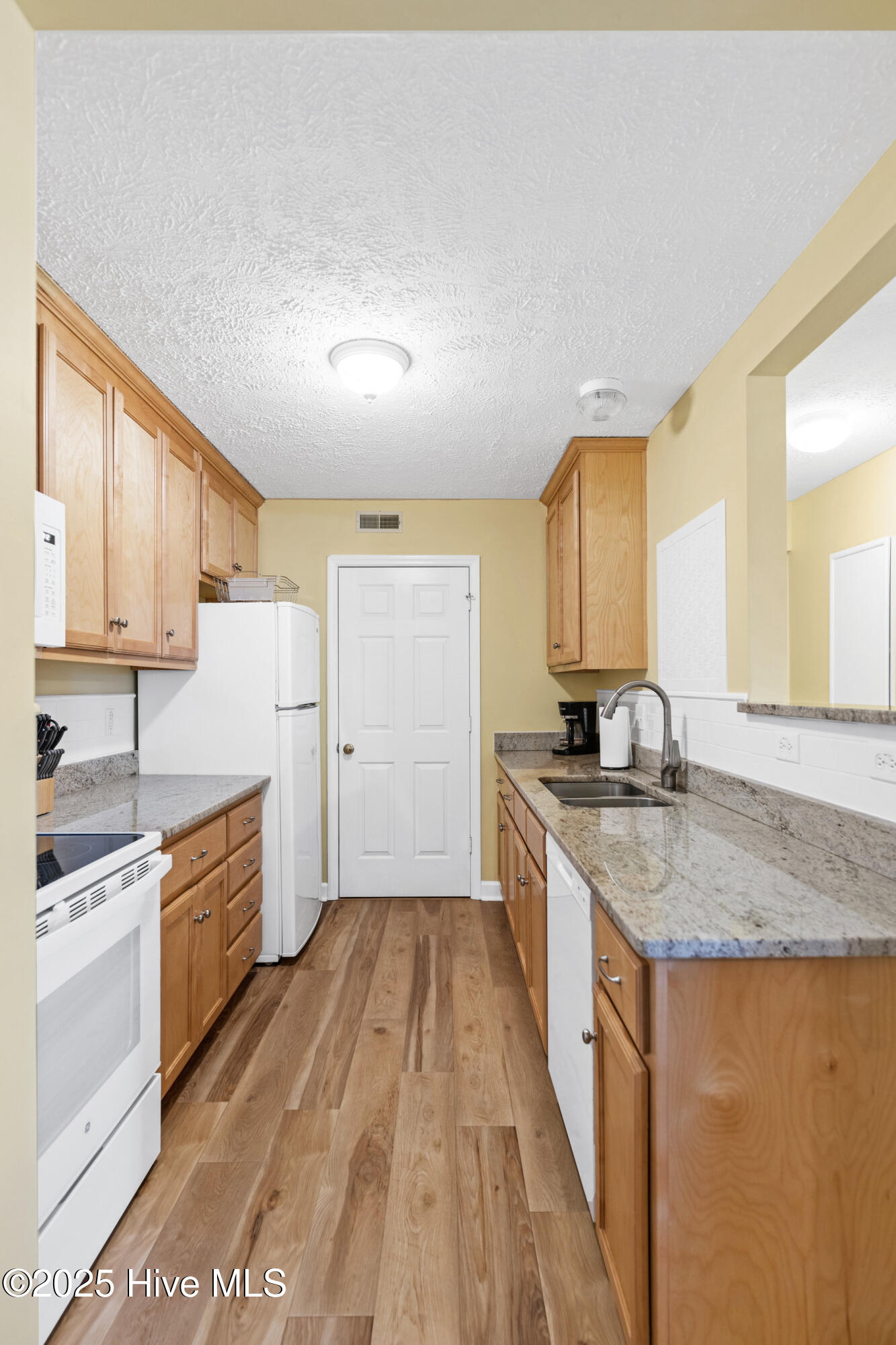 1701 Bowfin Lane Apt E