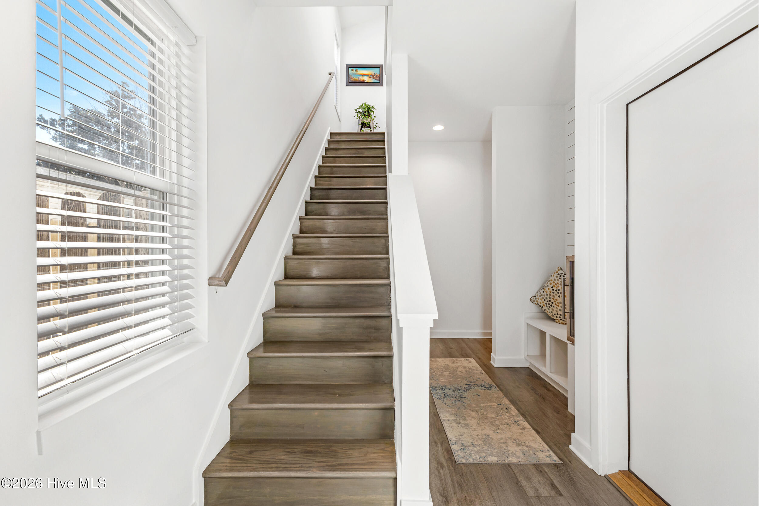 617 Sumter Avenue Unit 1