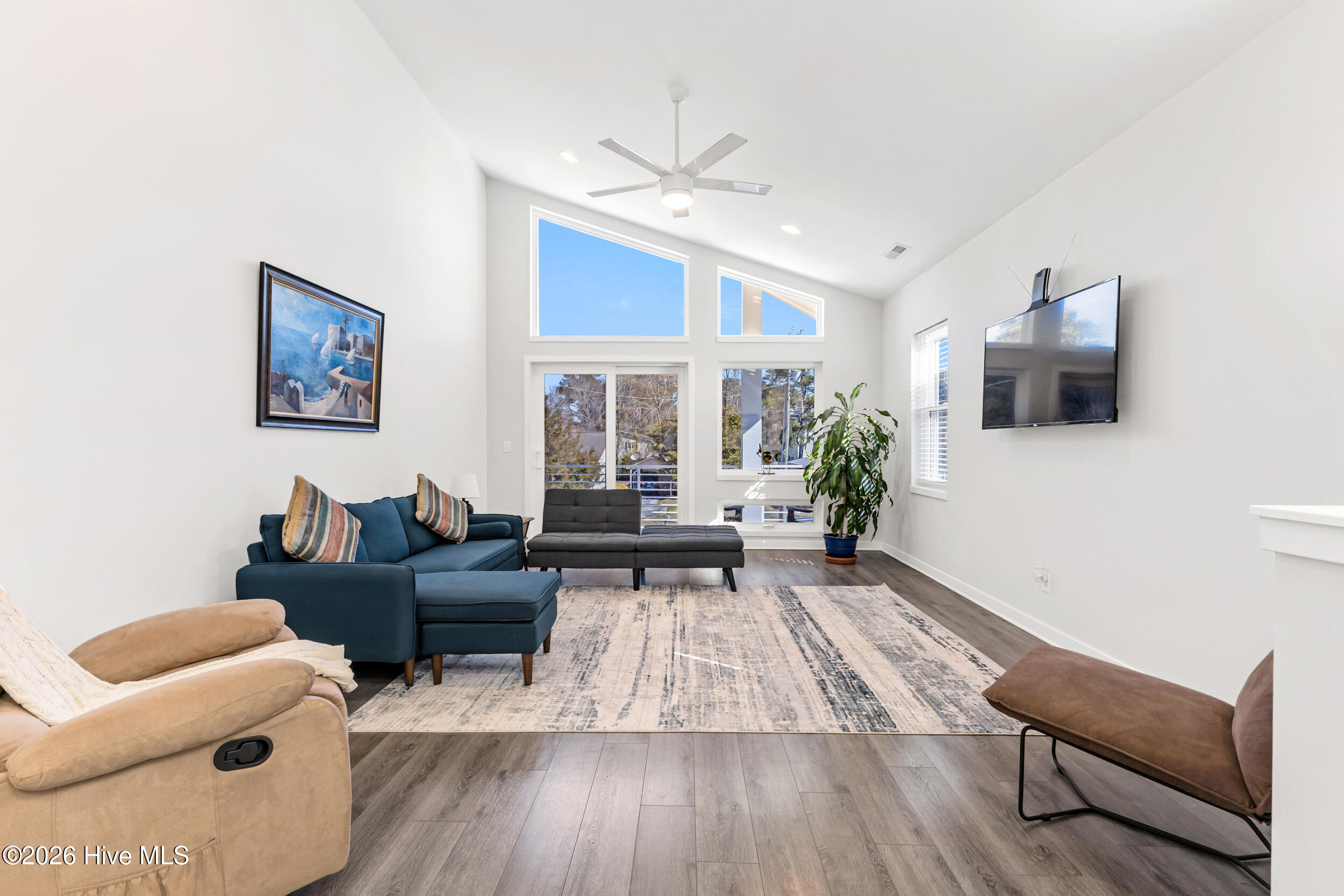 617 Sumter Avenue Unit 1