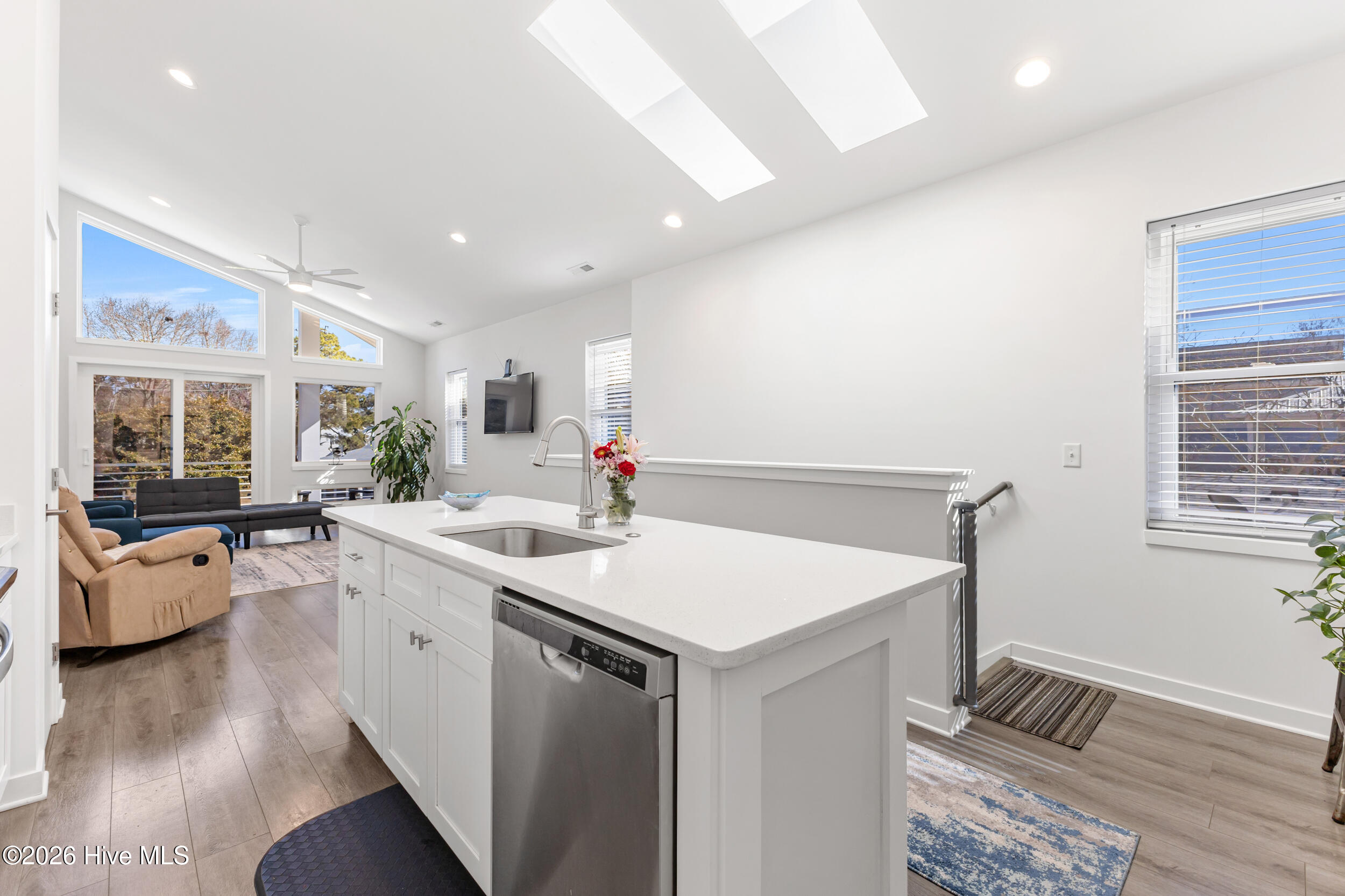 617 Sumter Avenue Unit 1