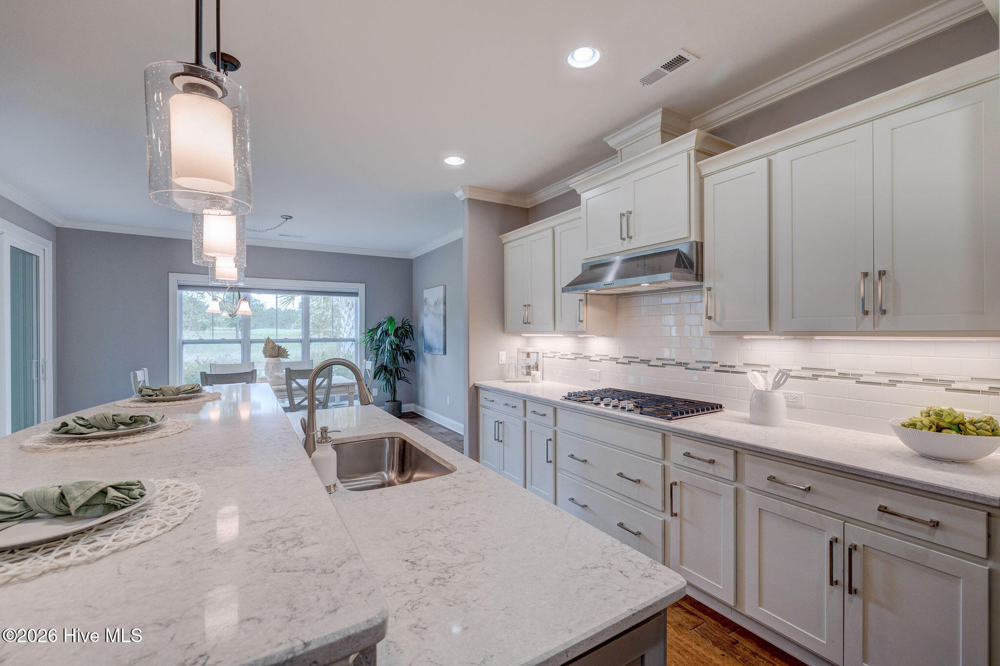 8711 Compass Pointe West Wynd NE