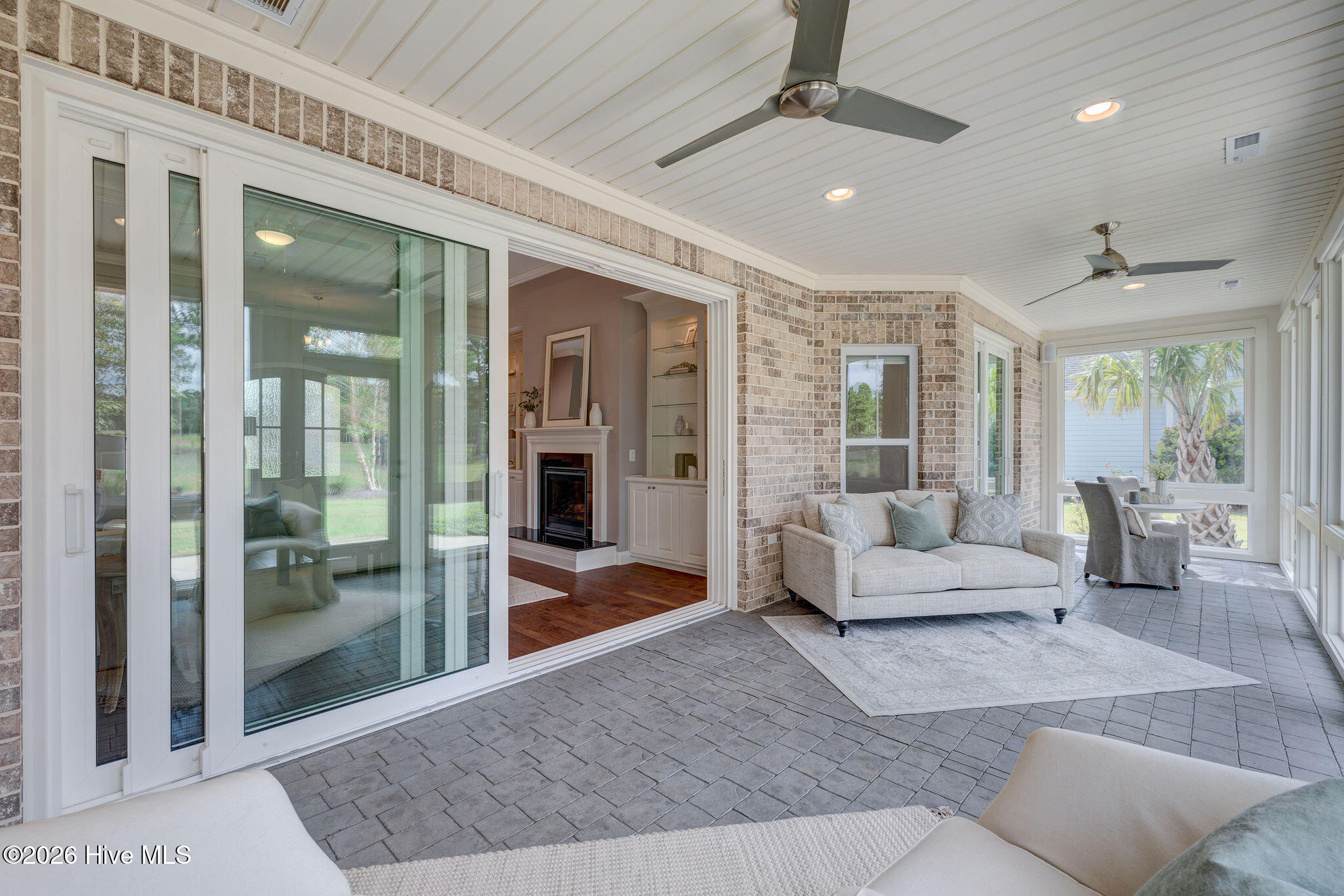 8711 Compass Pointe West Wynd NE