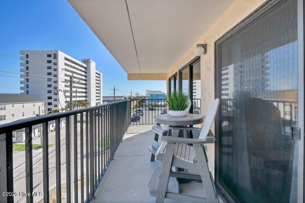 1518 Lake Park Boulevard S 3d
